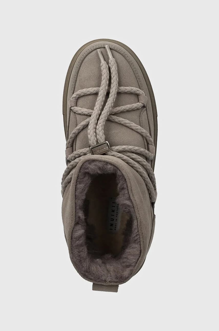 Классические низкие замшевые зимние ботинки - фото 4