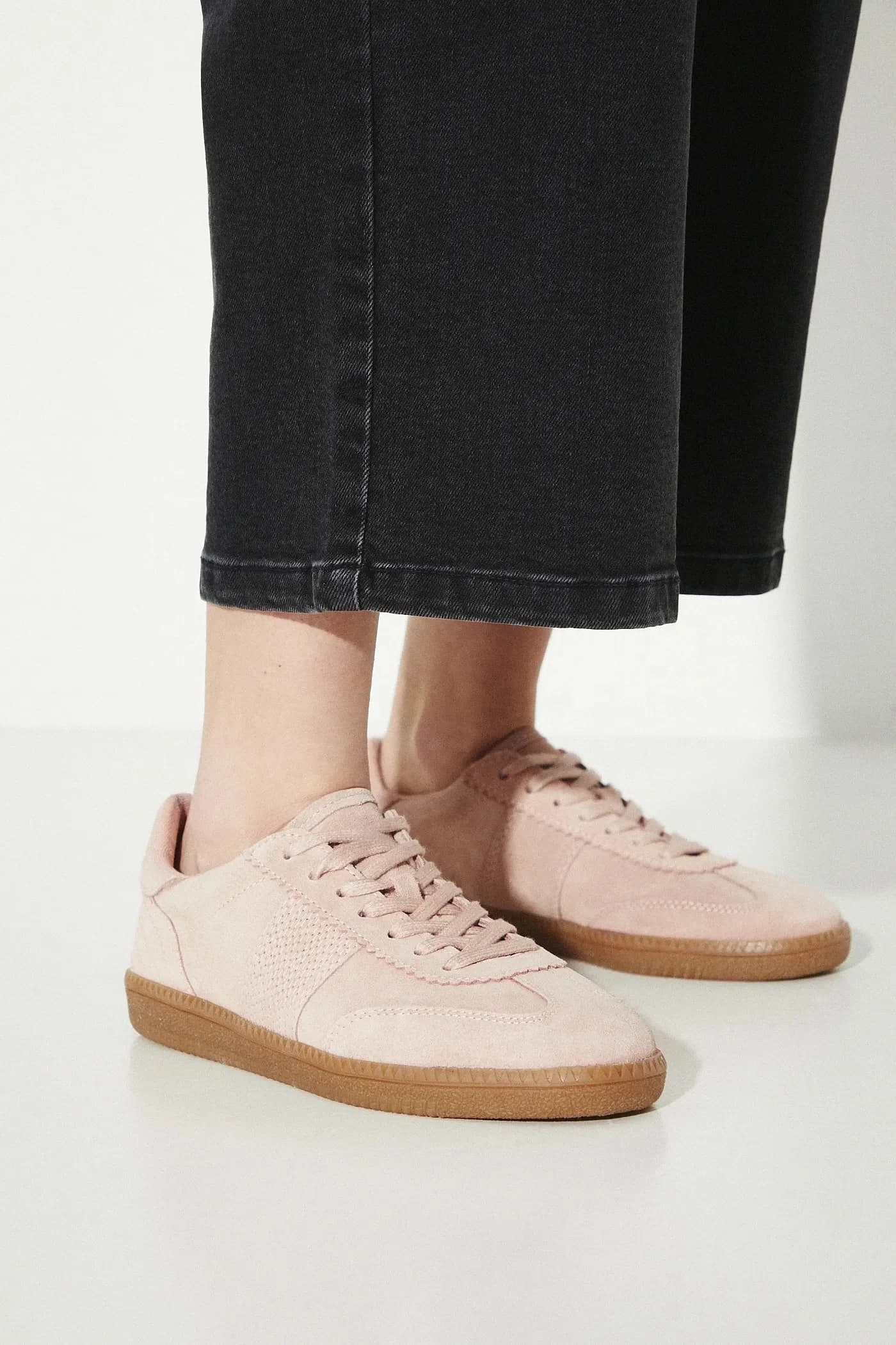 Замшевые кроссовки - фото 7