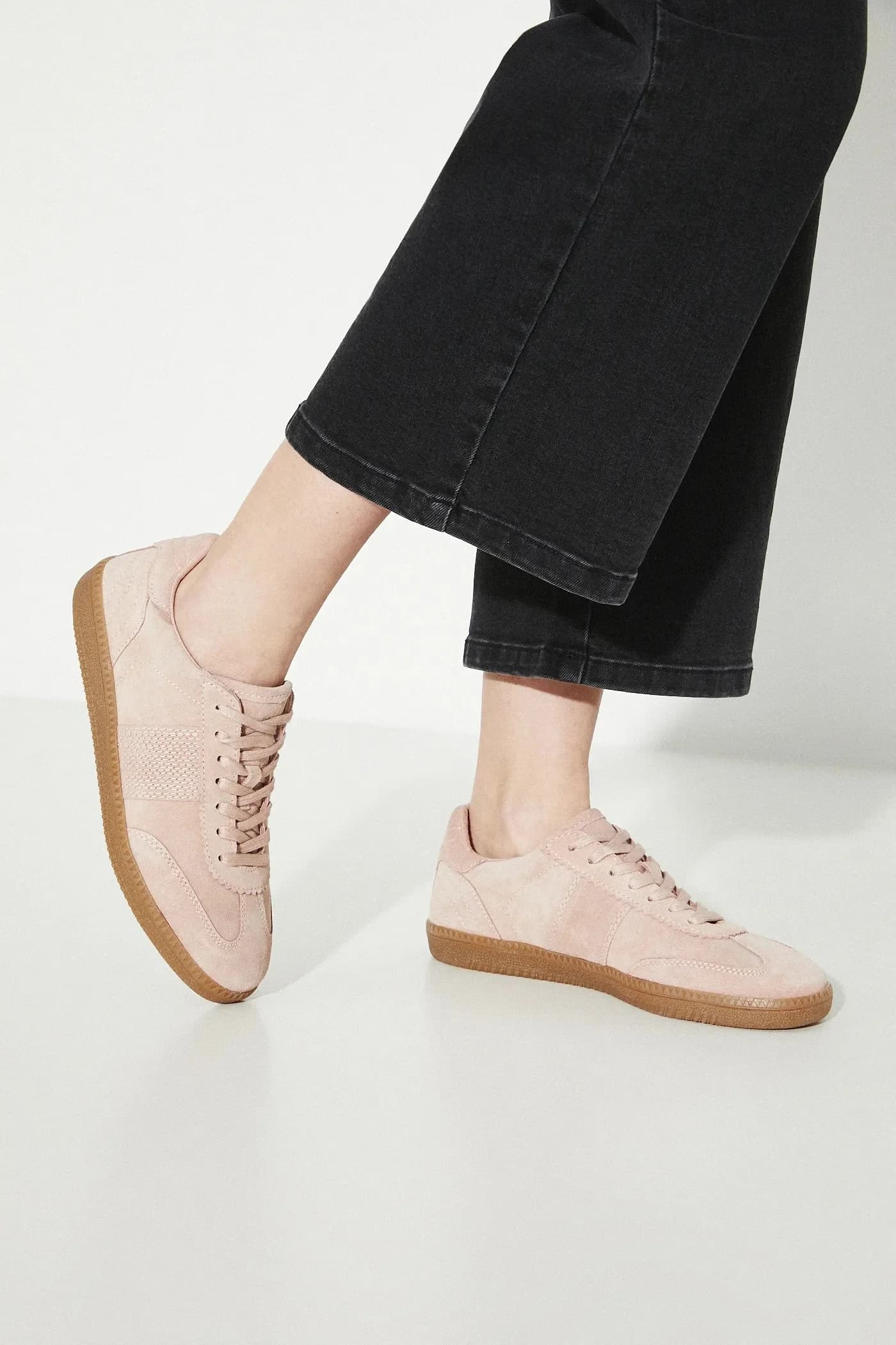 Замшевые кроссовки - фото 8