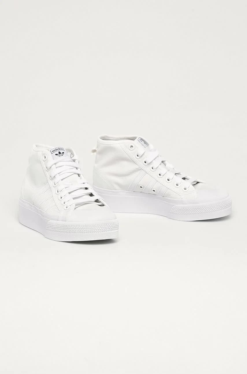 Кроссовки - фото 2