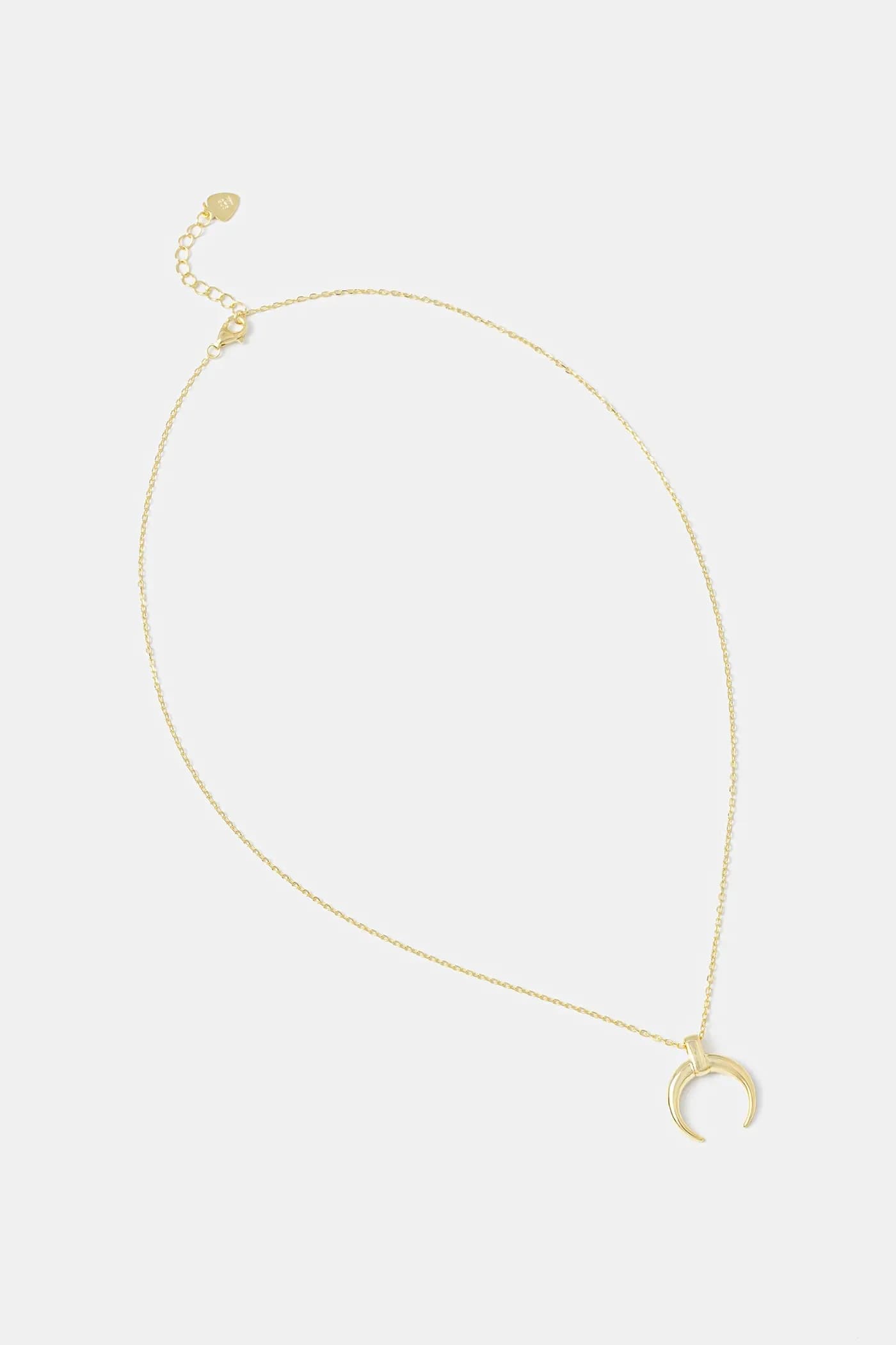 Колье из серебра 925 пробы с покрытием из 18-каратного золота.