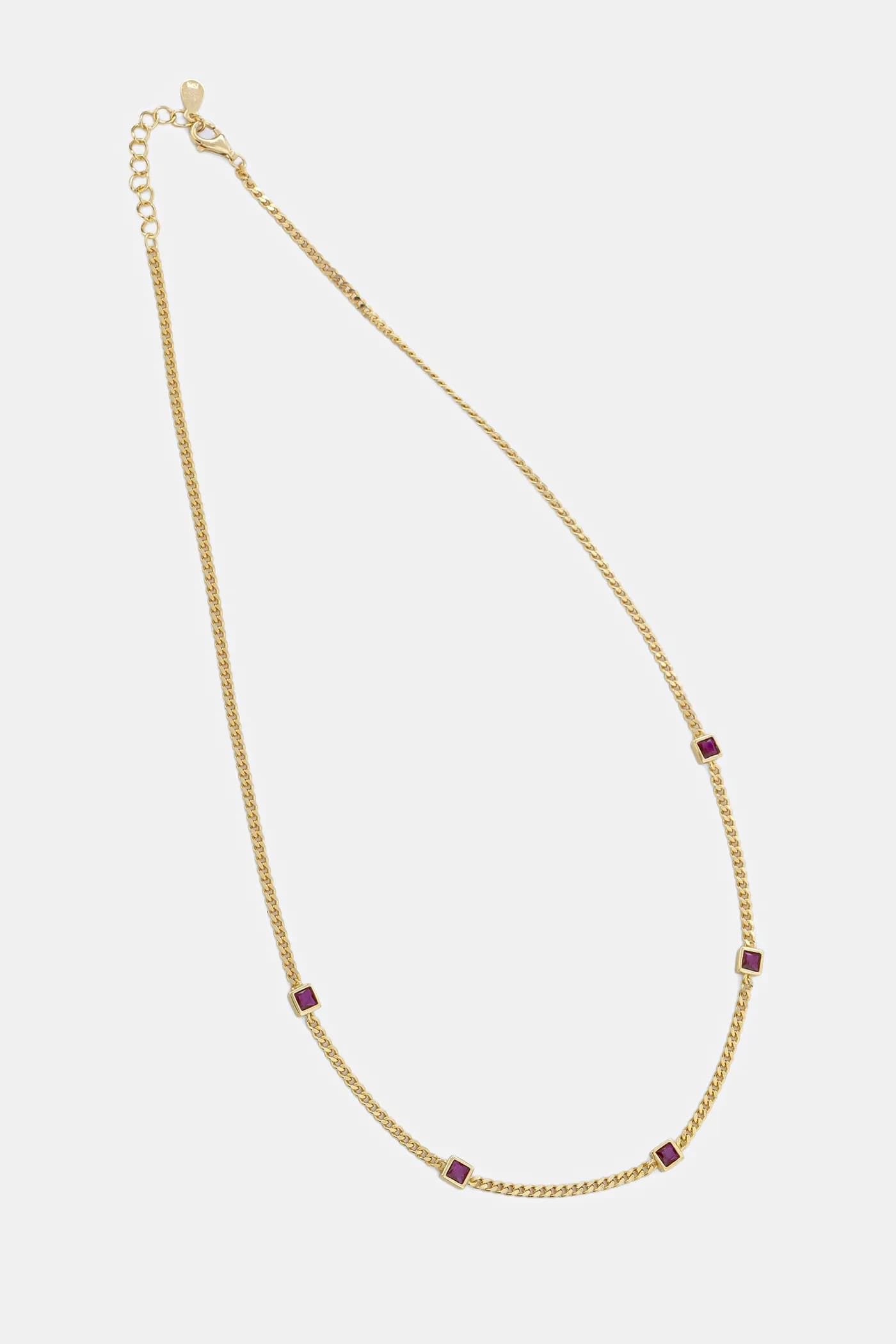 Колье из серебра 925 пробы с покрытием из 18-каратного золота.