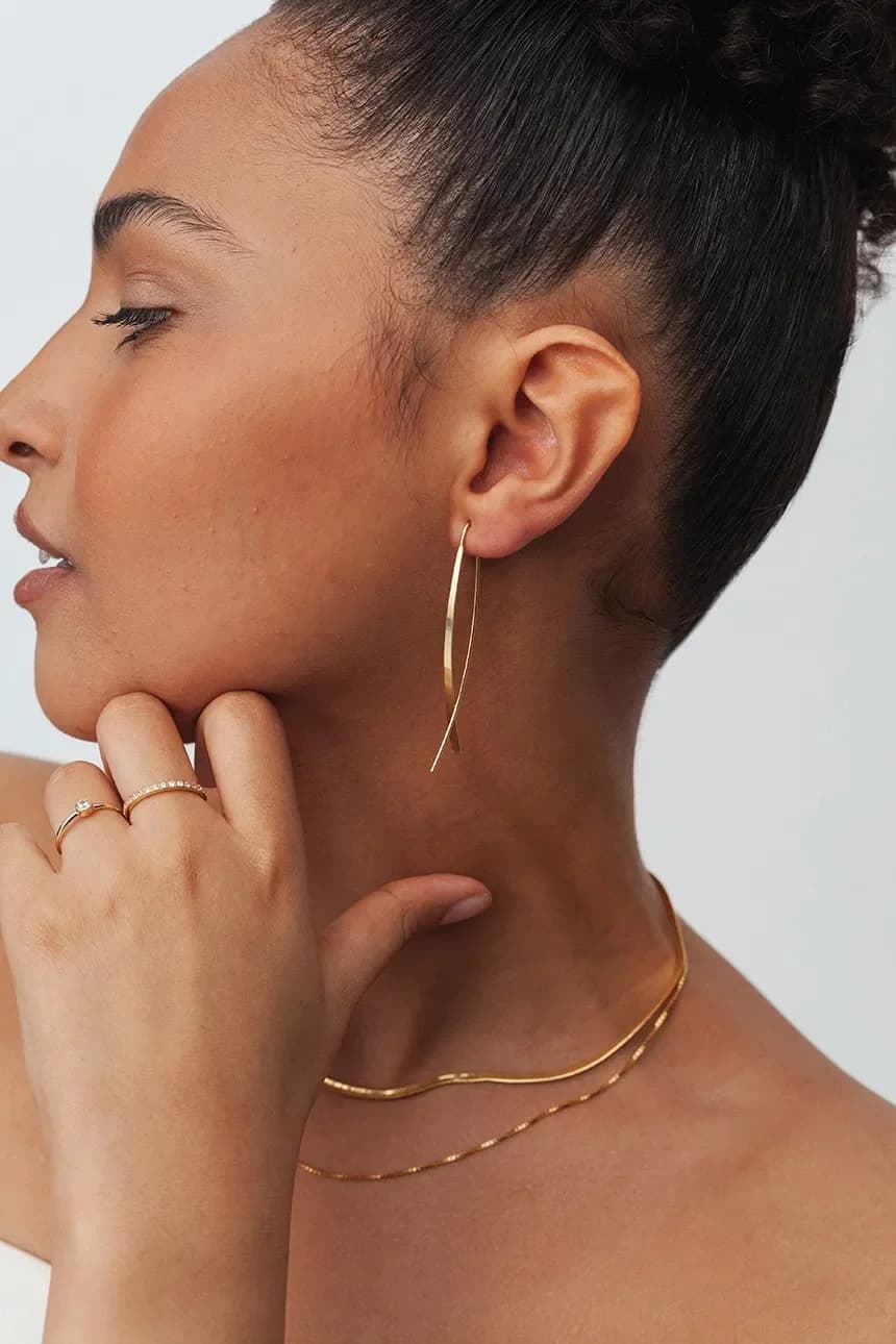 МОДНЫЕ серебряные серьги с позолотой - фото 3