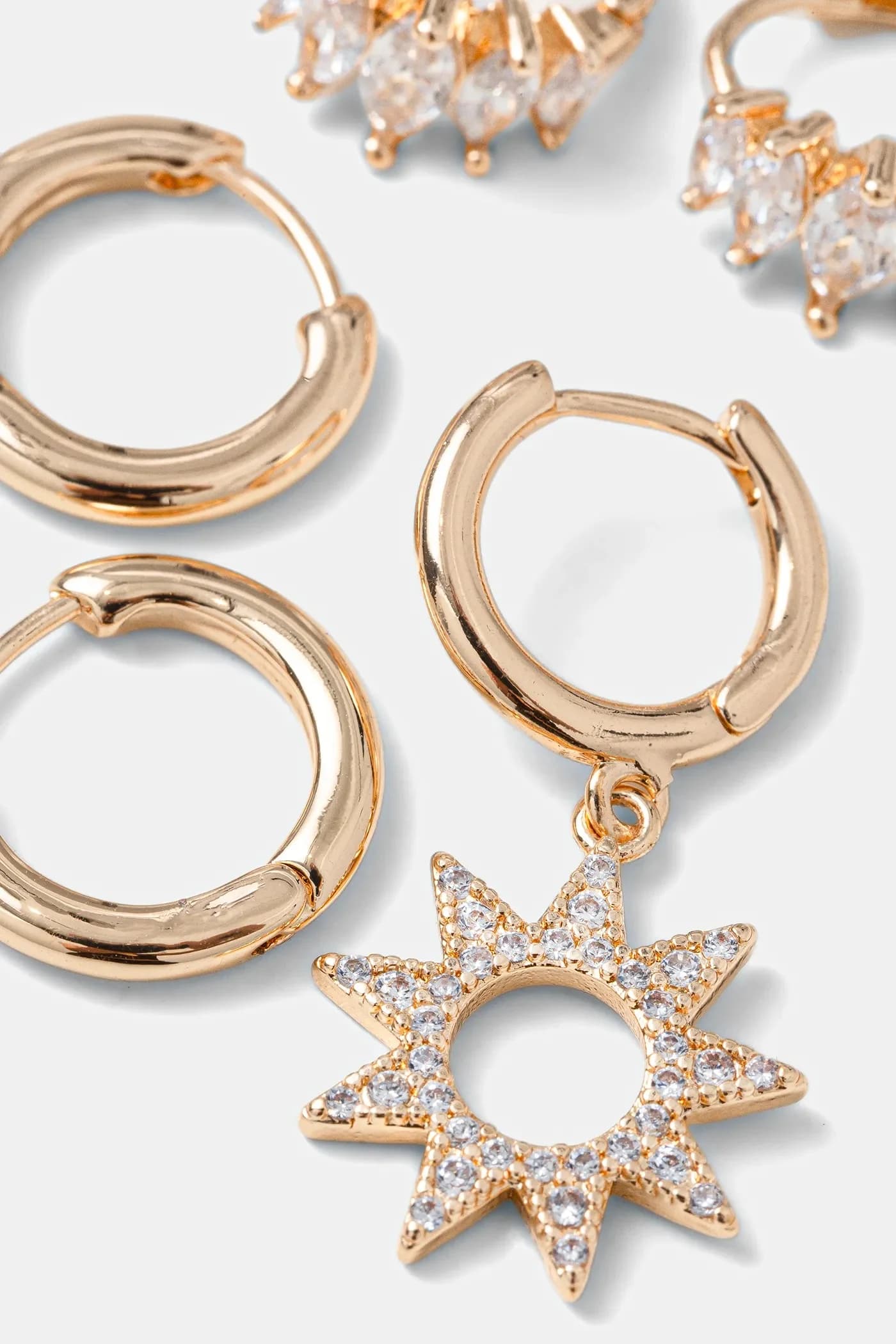 3 пары сережек - фото 2