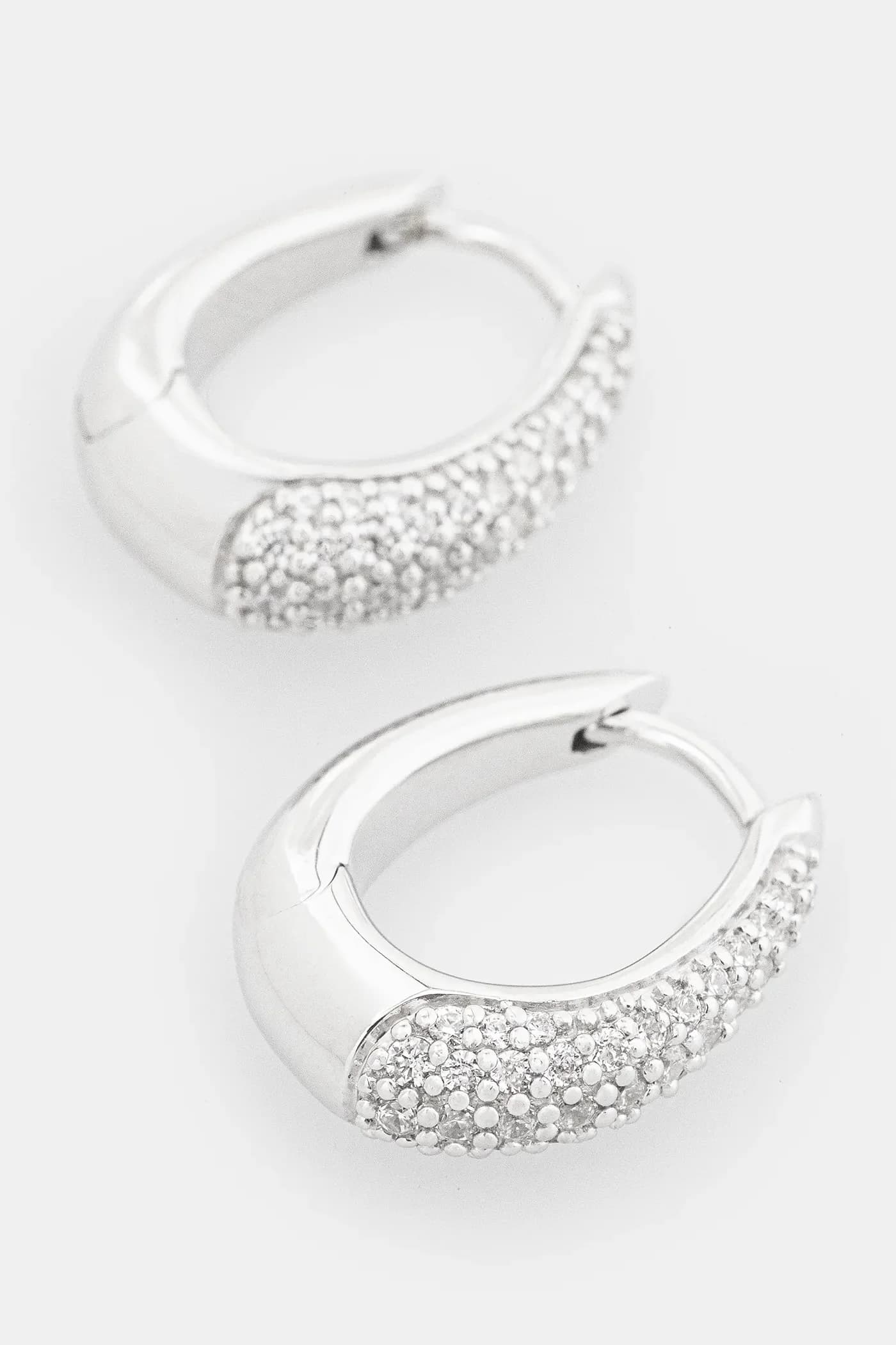 Серебряные серьги Liz Hoops Pave - фото 2