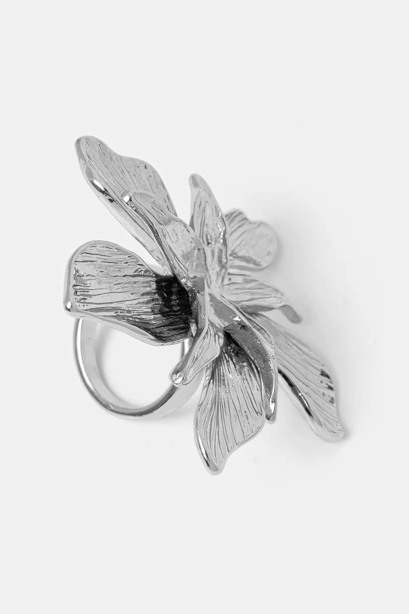 Женское металлическое кольцо - фото 3