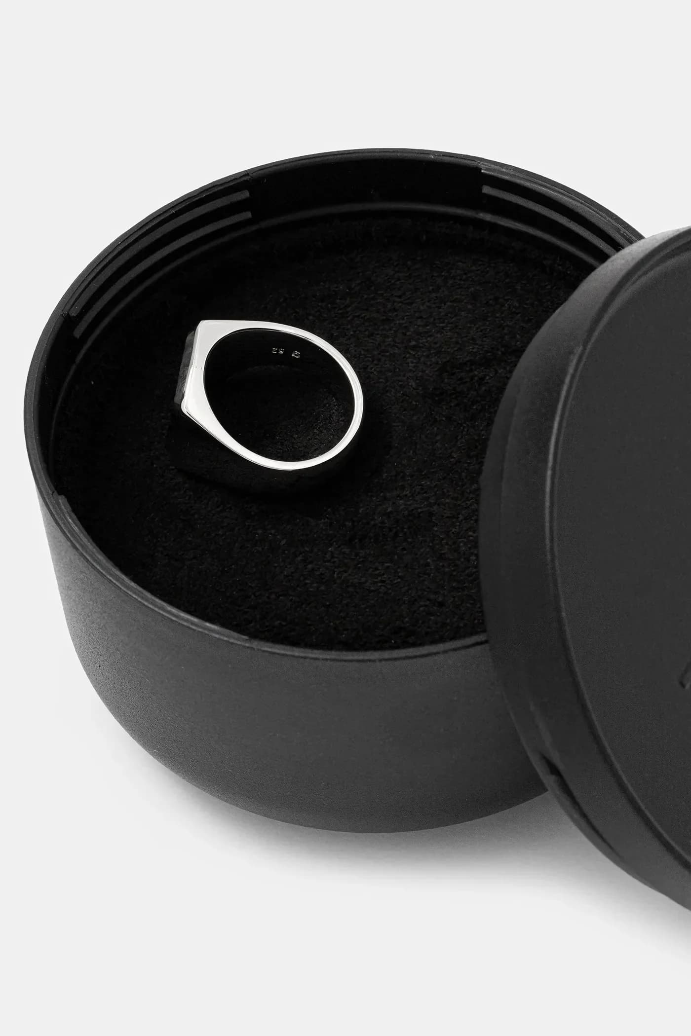 Серебряное кольцо Cushion Black с ларвикитом - фото 3