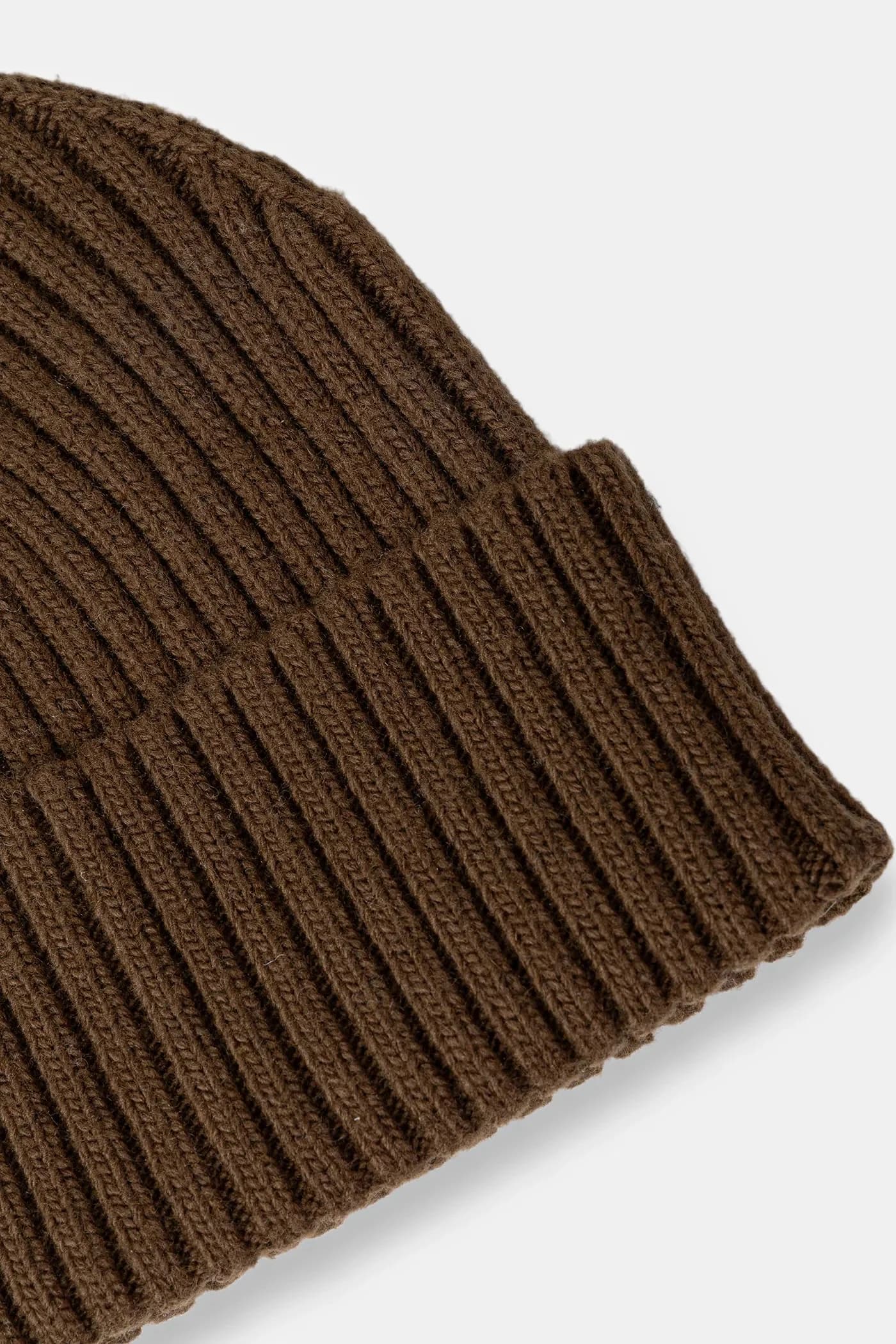 Шапка из смесовой шерсти - фото 3