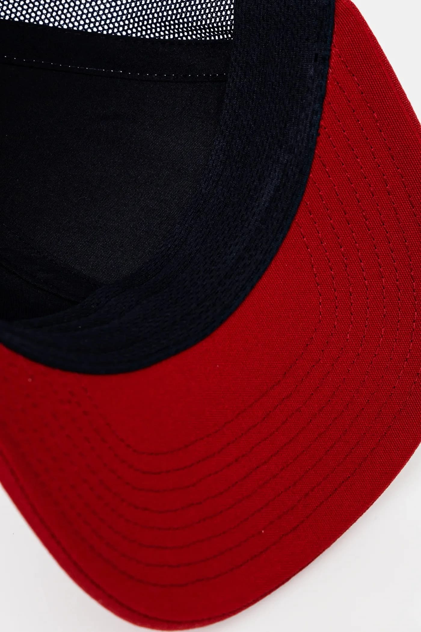 Фирменная бейсболка - фото 2