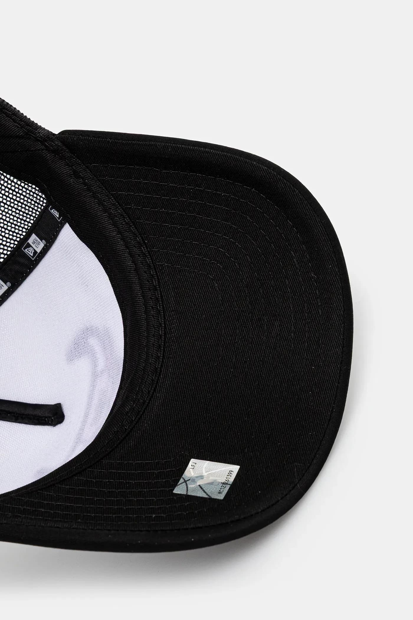 Кепка NBA Flower Trucker Bulls - фото 4