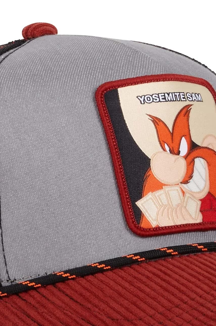бейсболка из коллаборации с Looney Tunes - фото 4