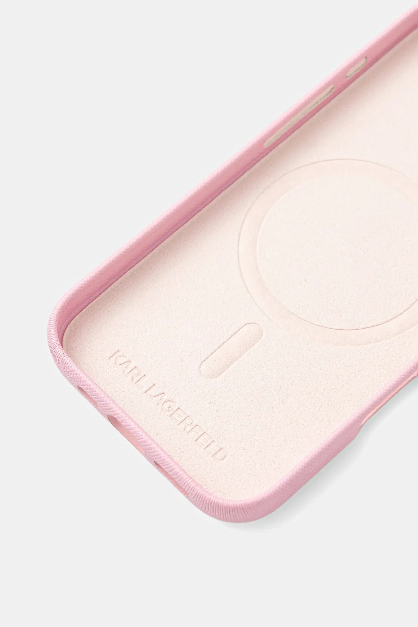 чехол для iPhone 16 - фото 2