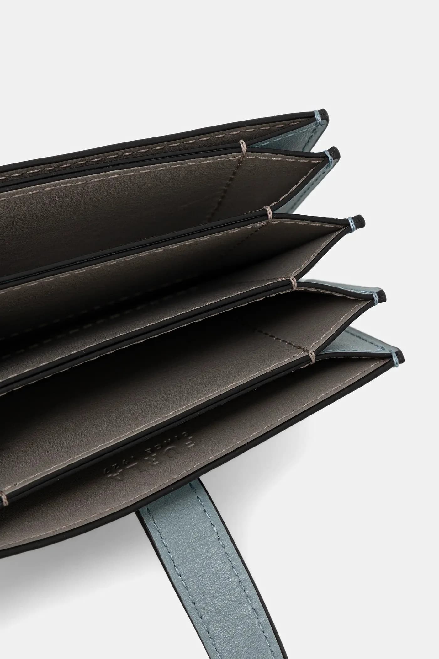 Кожаный футляр для карт - фото 3