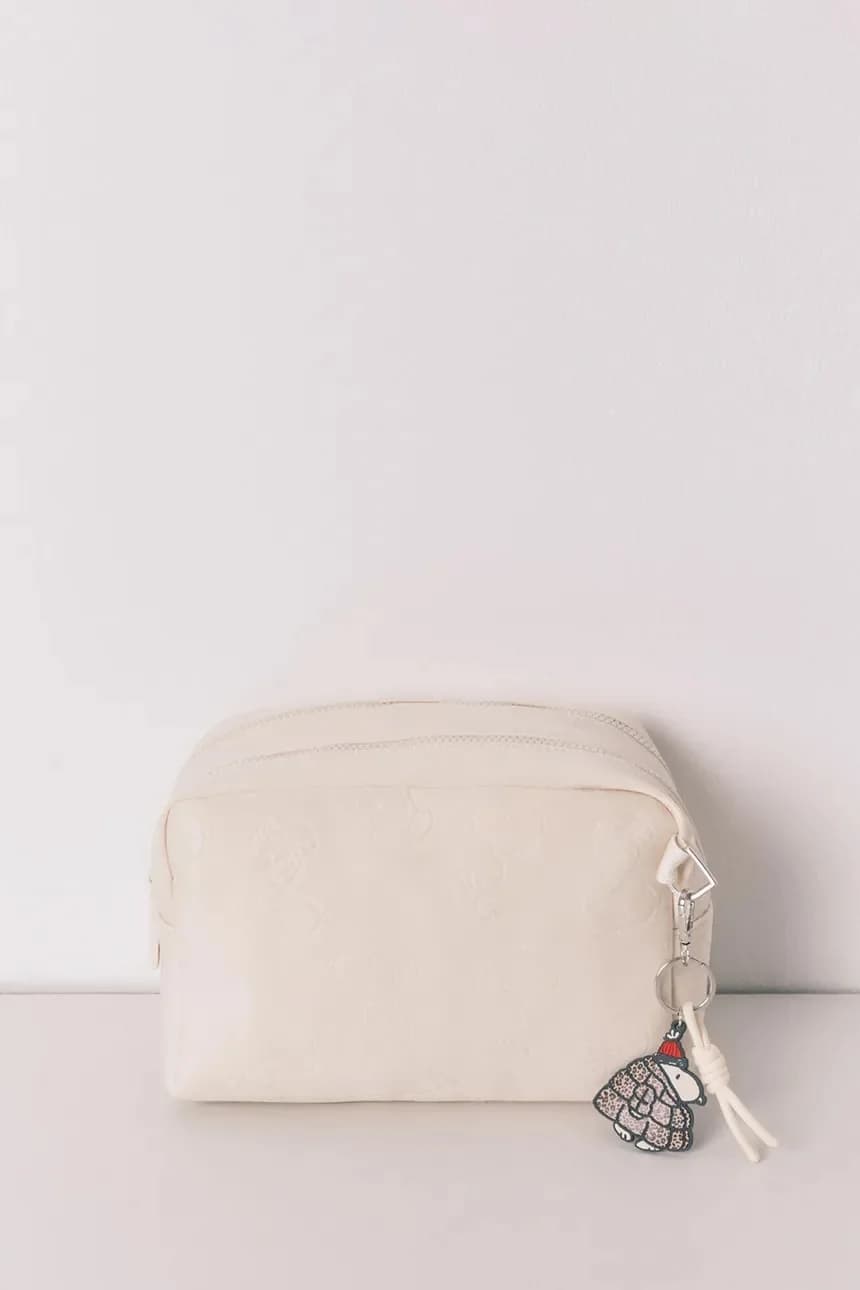 Дорожная косметичка x SNOOPY