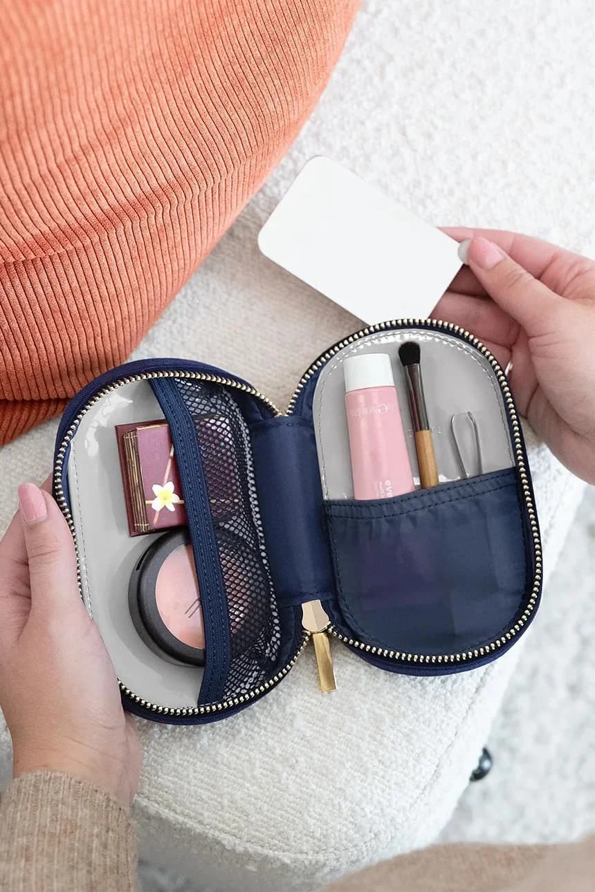 Компактная бархатная косметичка. - фото 6