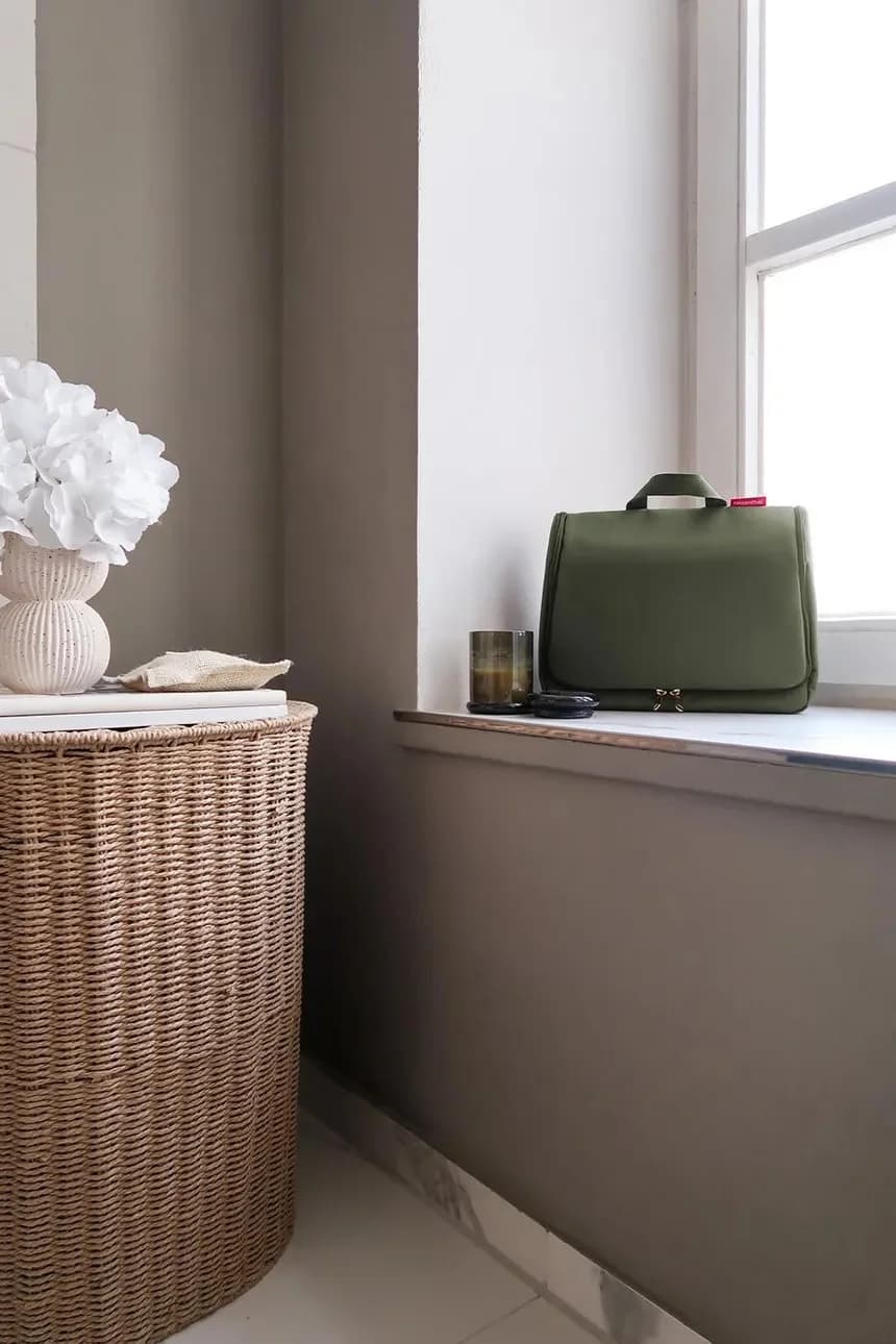 Дорожная косметичка XL 28 х 25 х 10 см. - фото 5