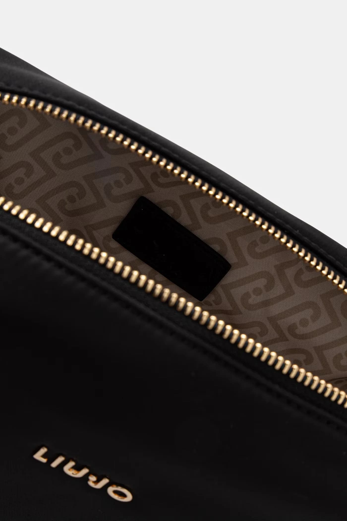 Черная косметичка - фото 3