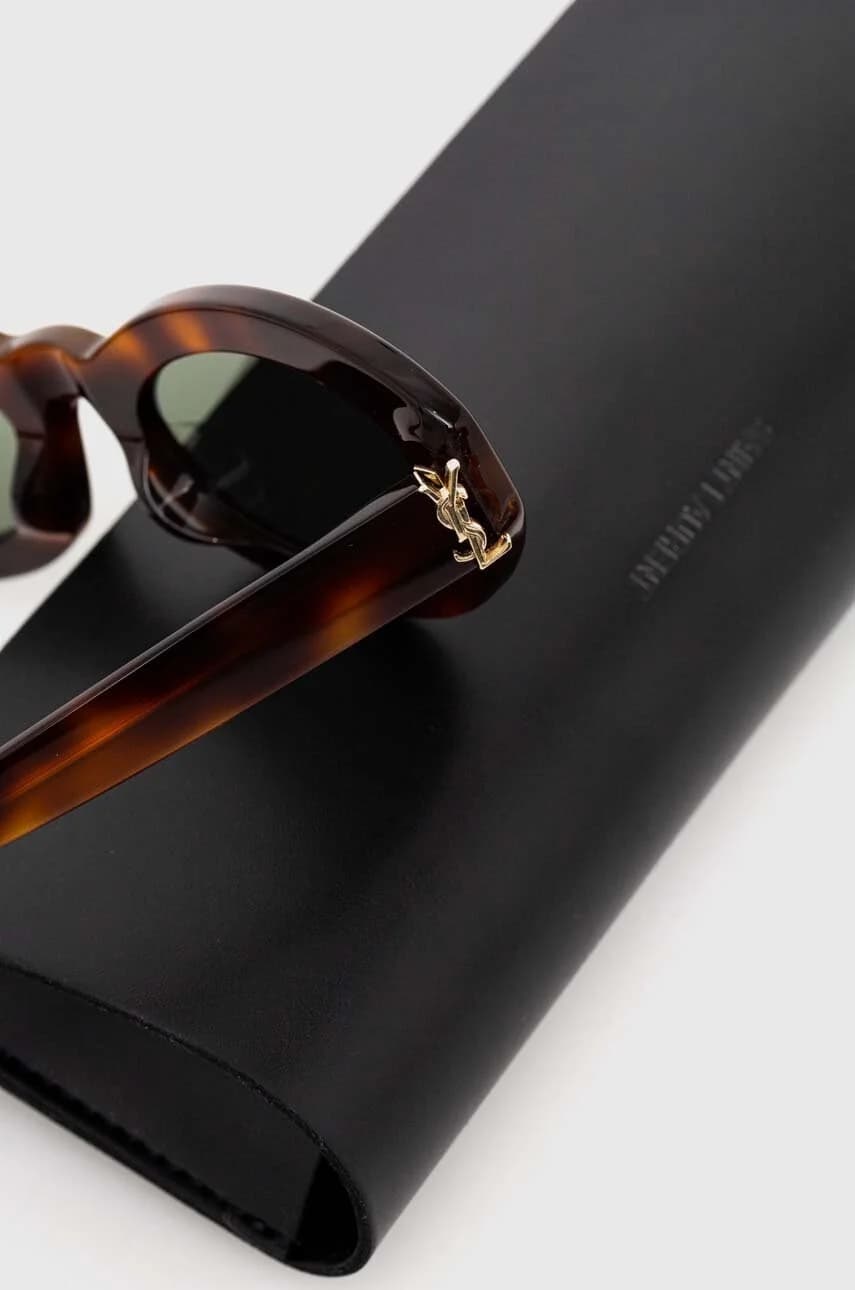 Солнцезащитные очки - фото 5