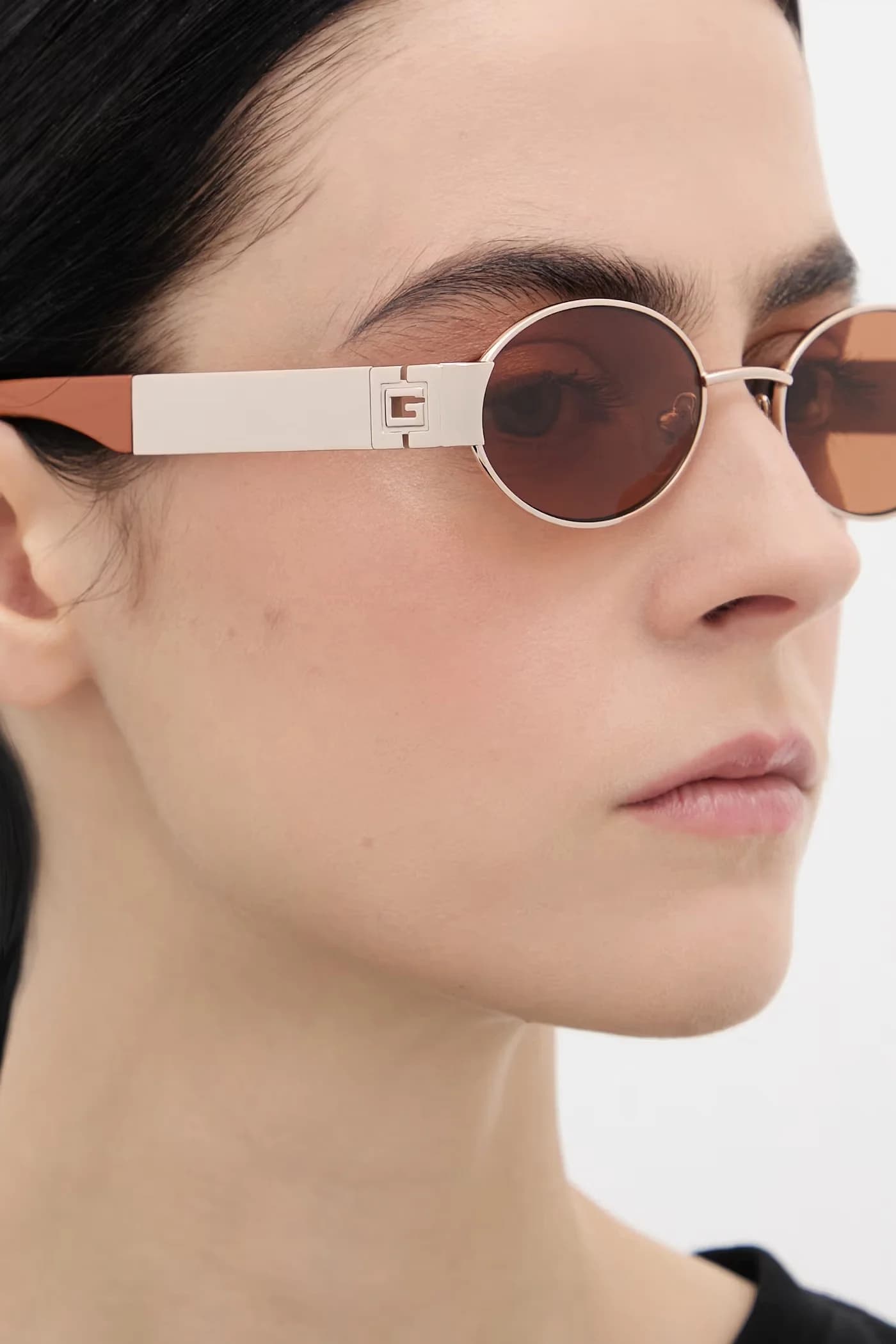 Солнцезащитные очки - фото 10