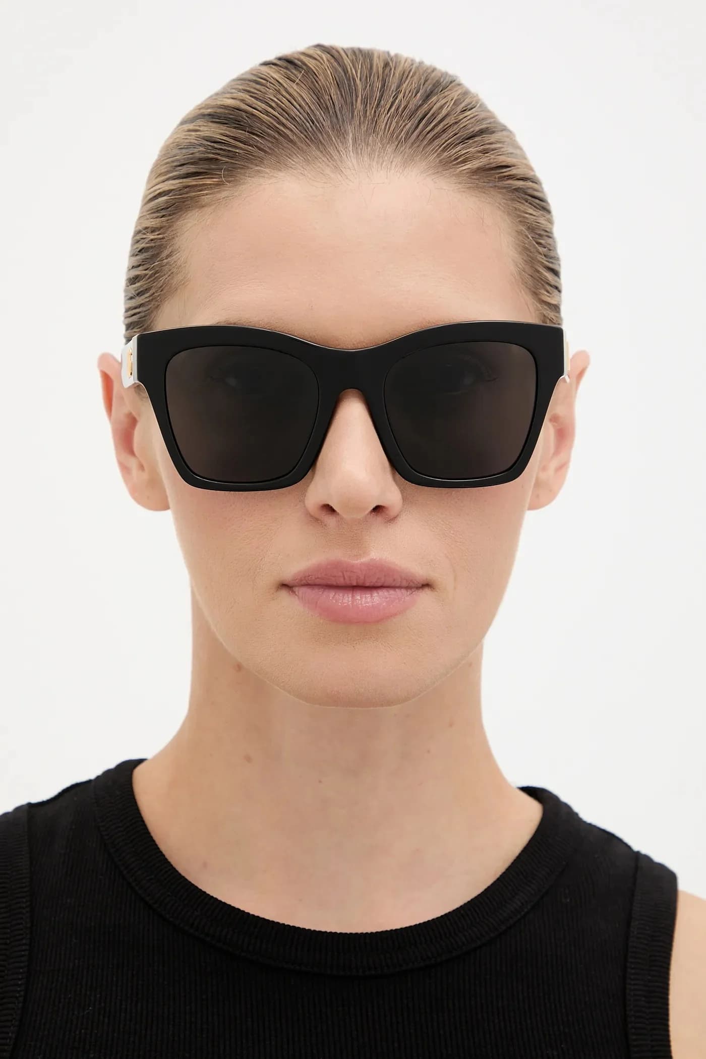 Солнцезащитные очки - фото 7