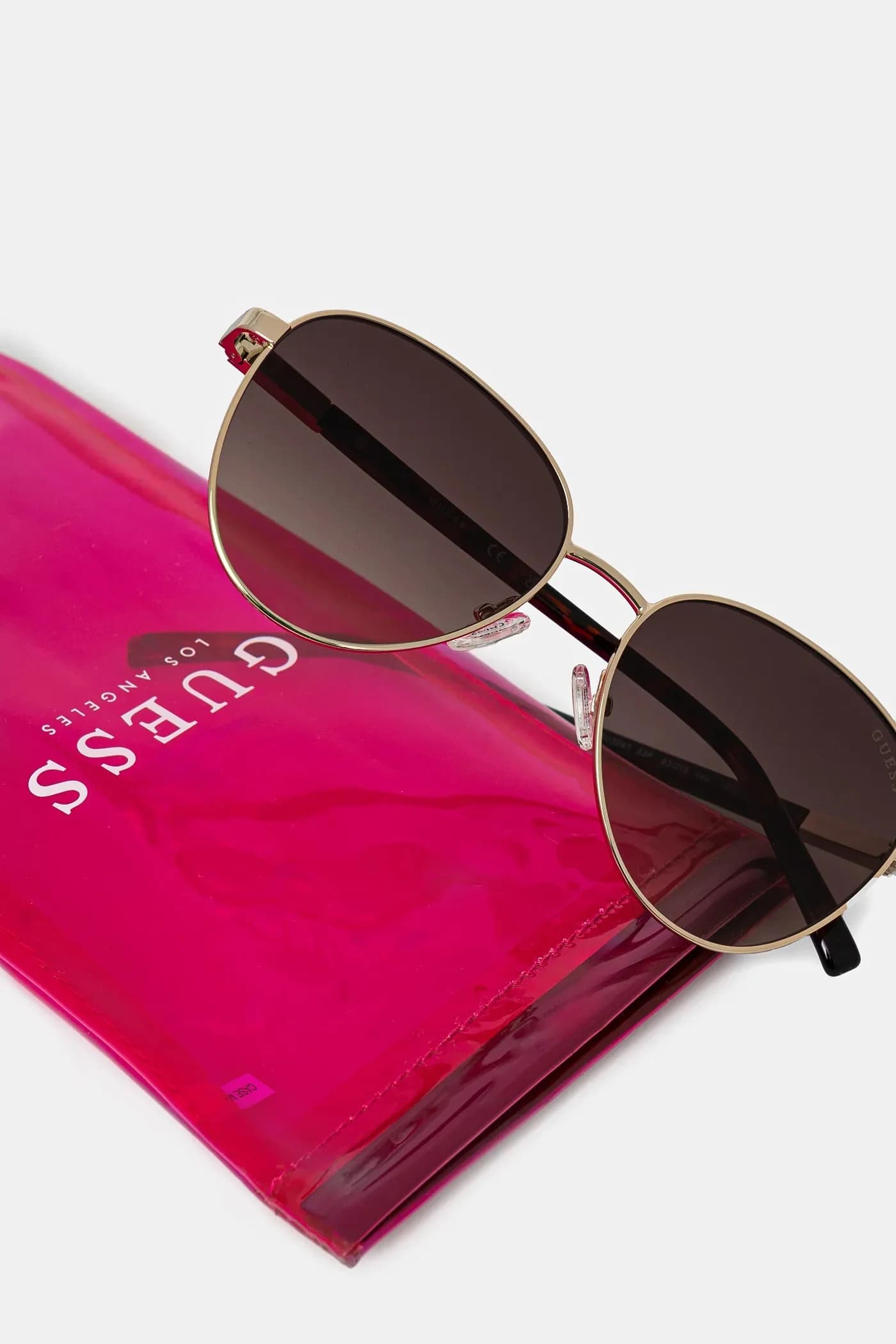 Солнцезащитные очки - фото 3