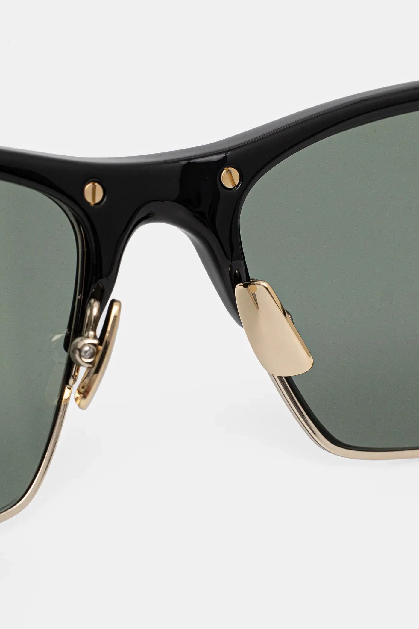 Солнцезащитные очки - фото 5