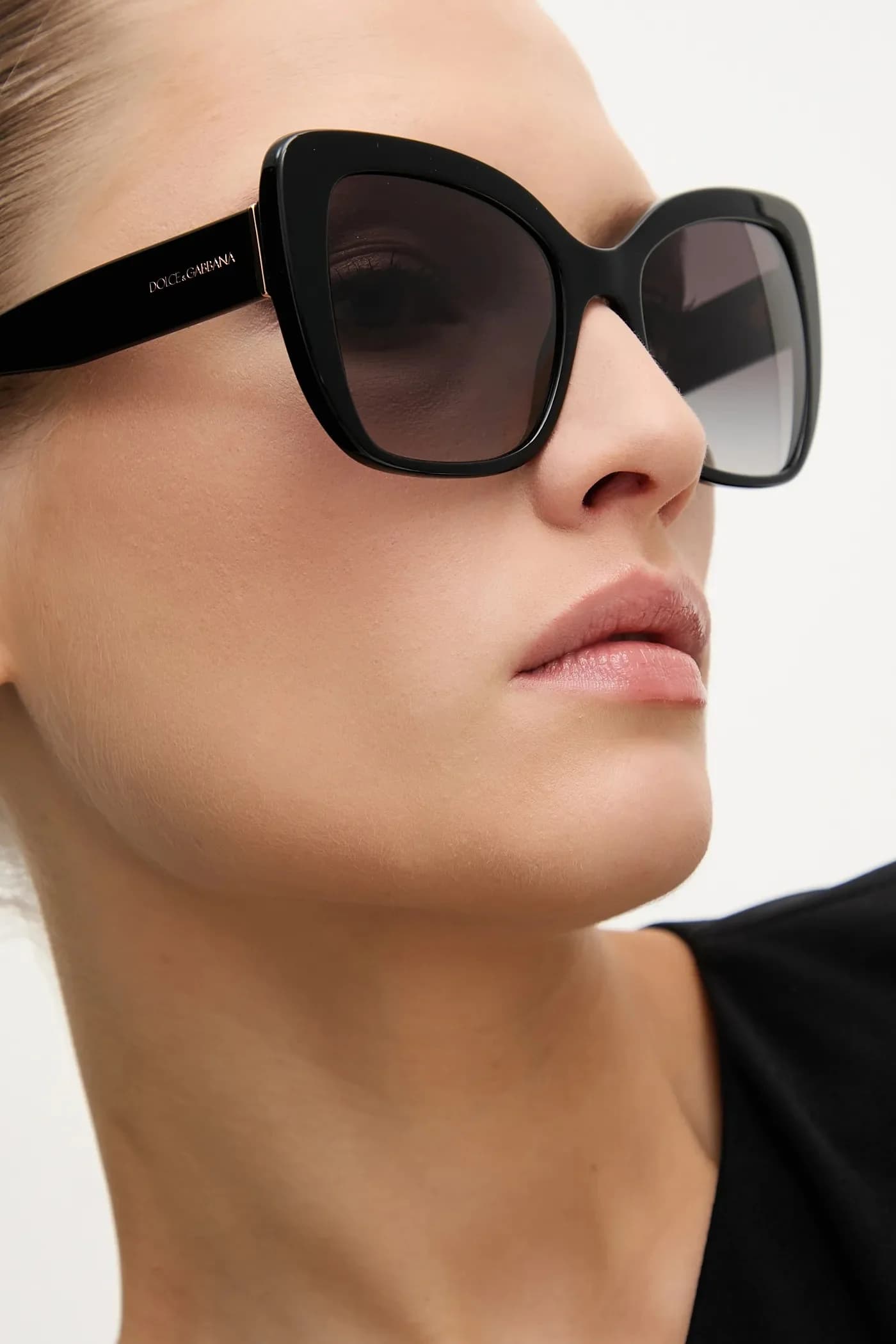 Солнцезащитные очки - фото 7