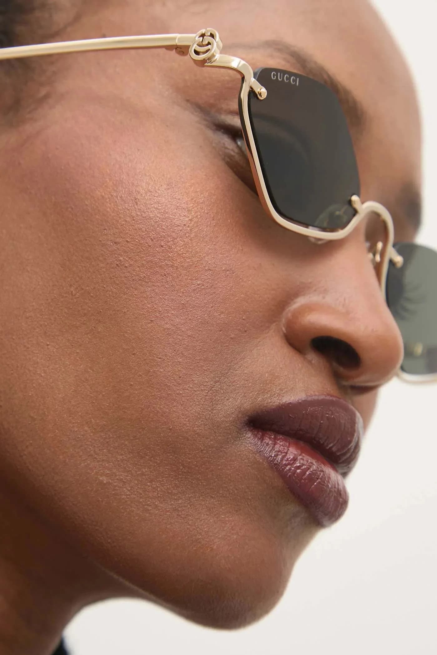 Солнцезащитные очки - фото 6