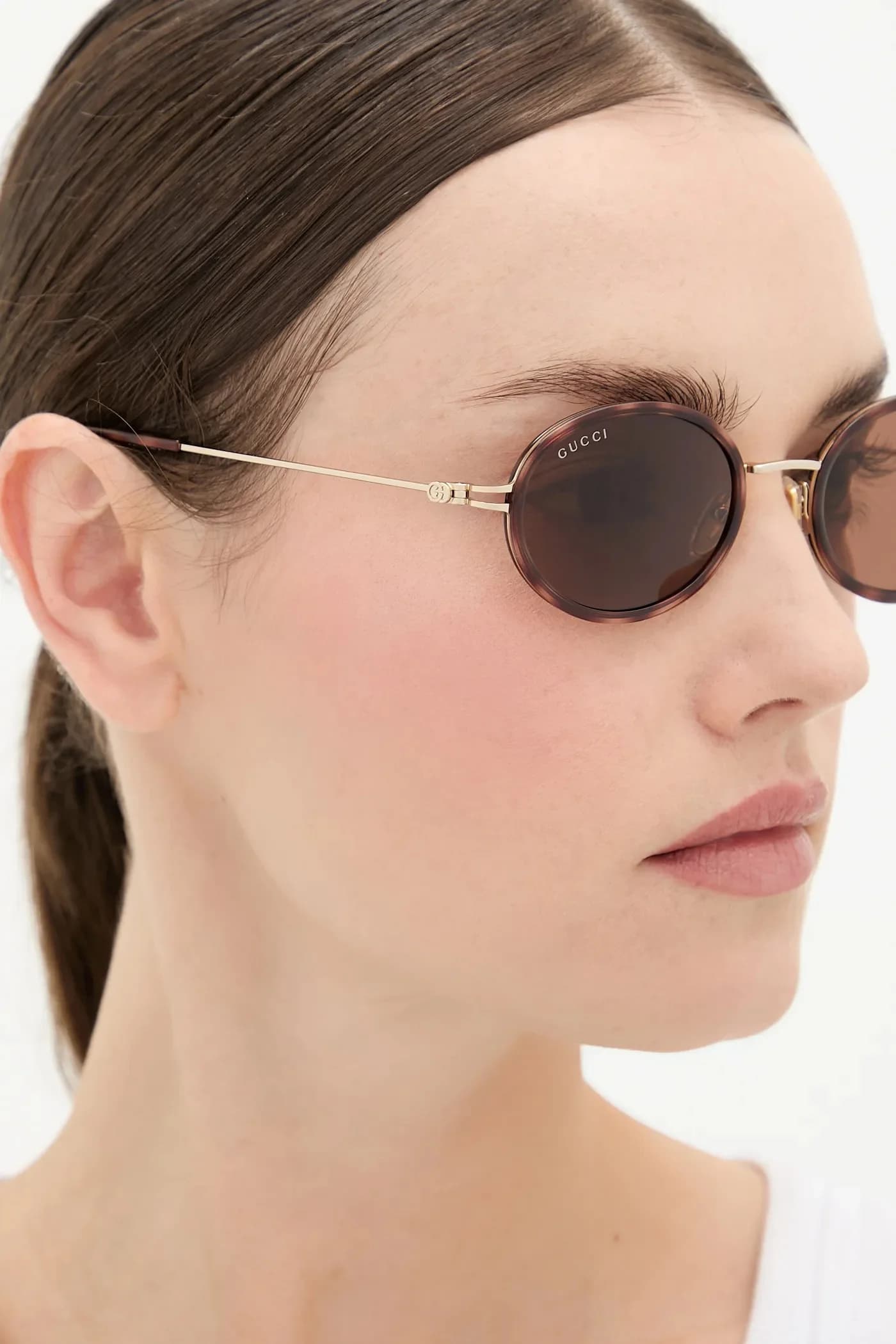 Солнцезащитные очки - фото 6