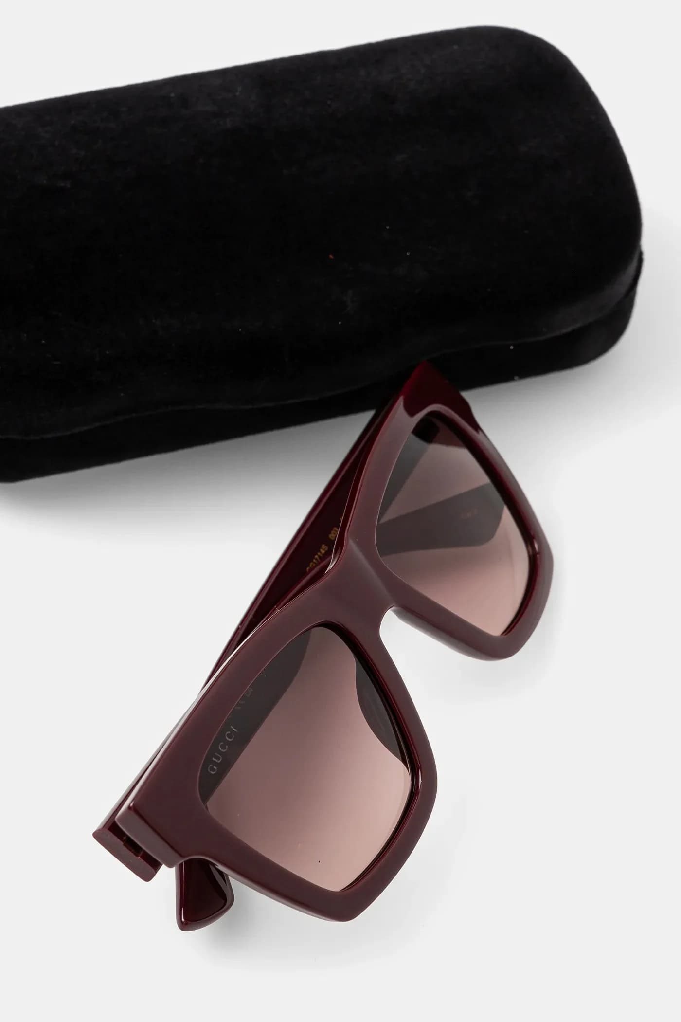 Солнцезащитные очки - фото 4