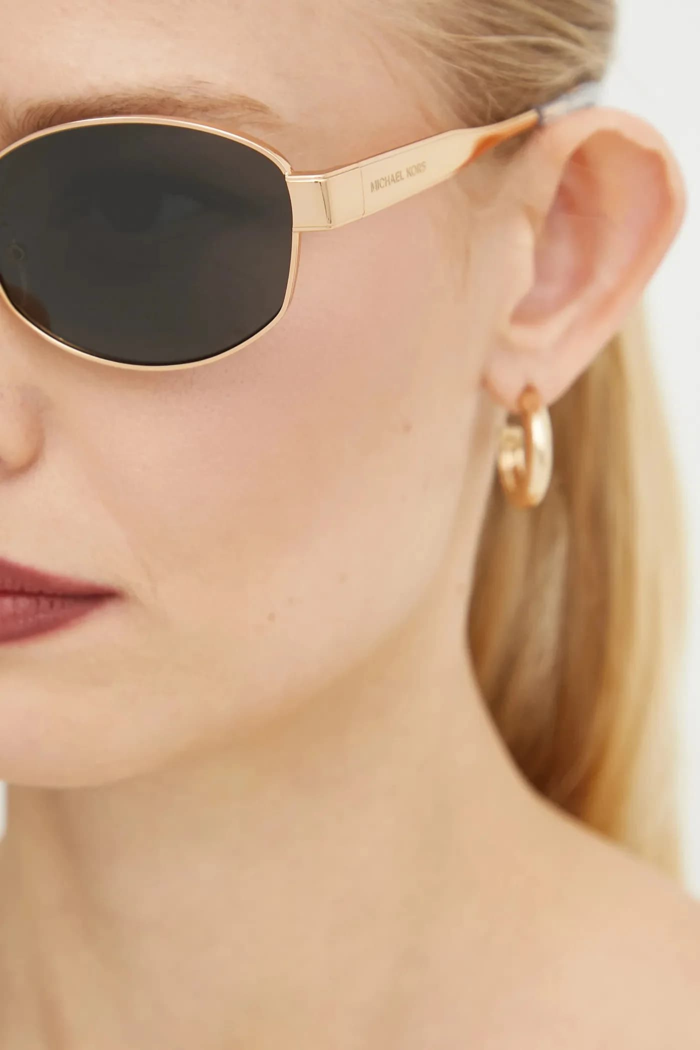 Солнцезащитные очки - фото 7