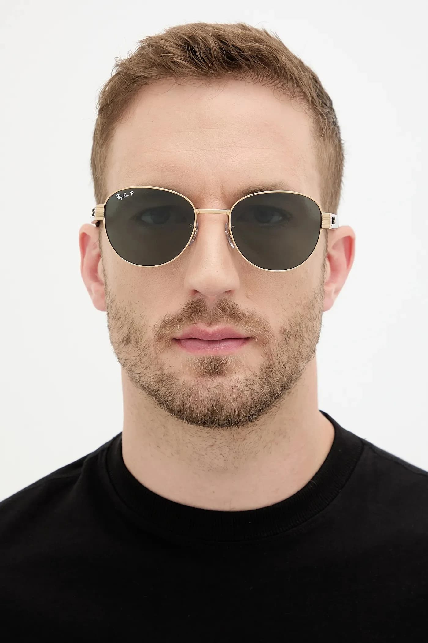 Солнцезащитные очки - фото 8