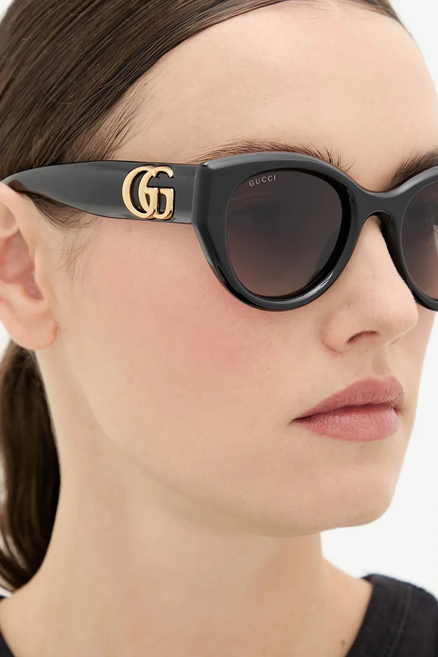 Солнцезащитные очки - фото 7