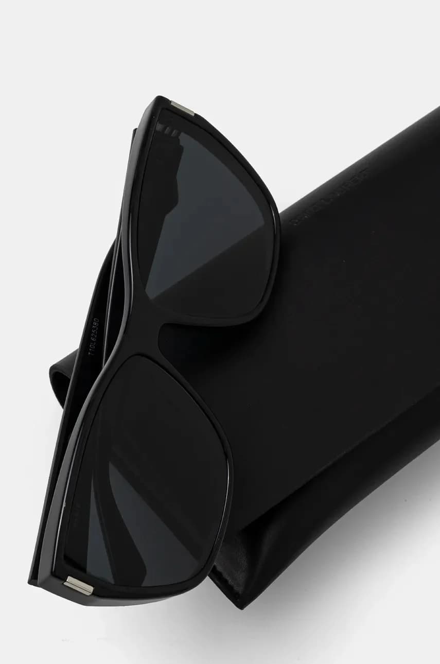 Солнцезащитные очки - фото 4