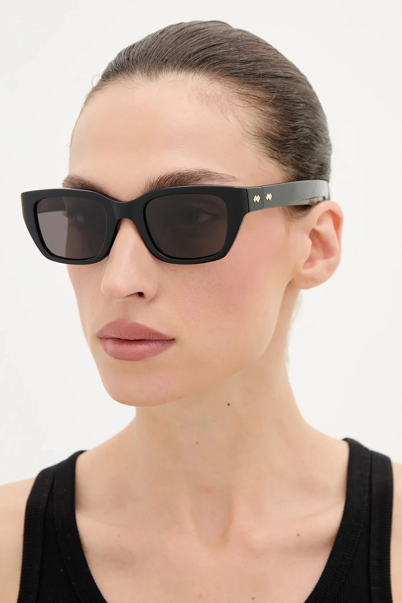 Солнцезащитные очки - фото 3