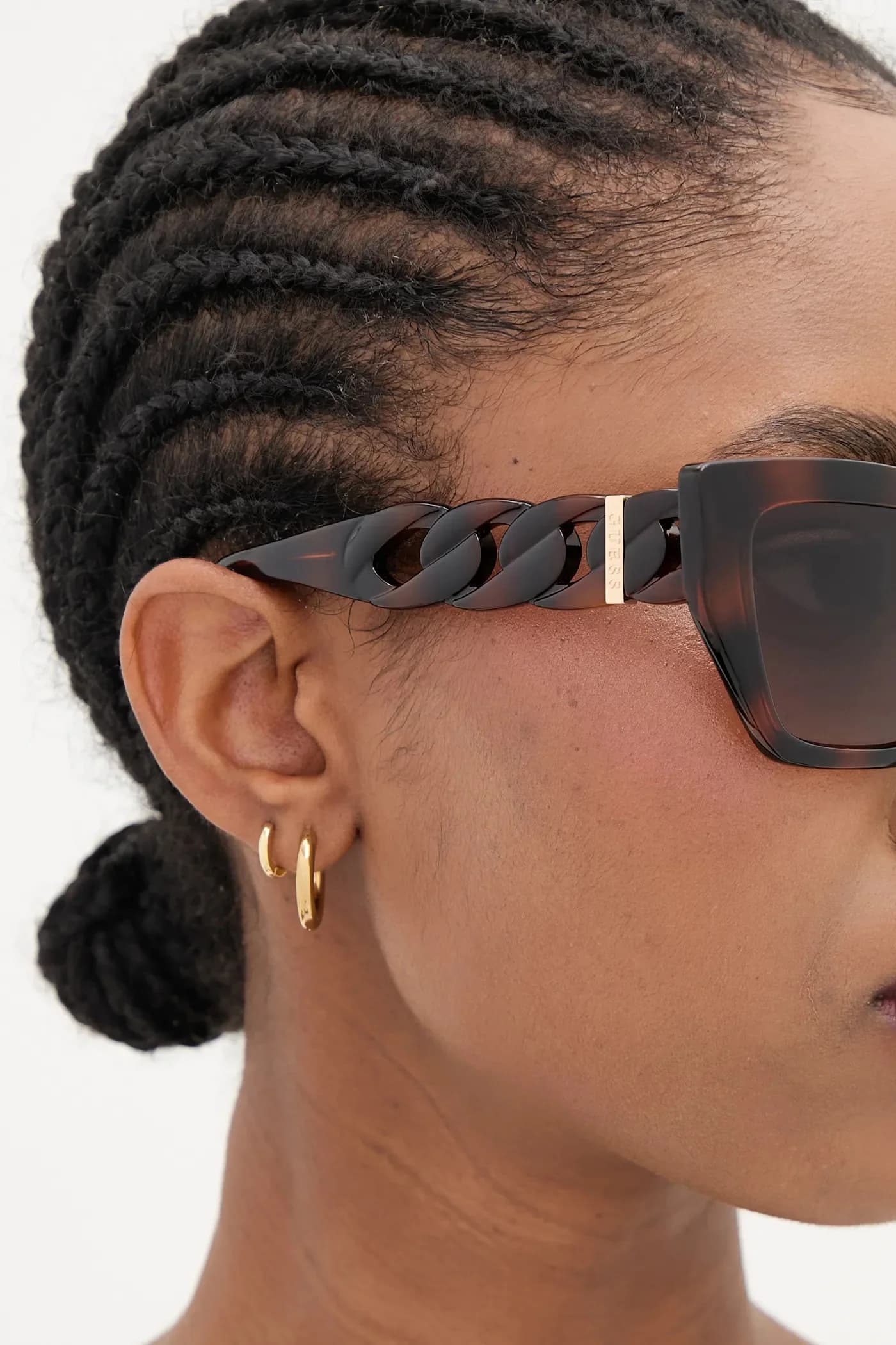 Солнцезащитные очки - фото 10