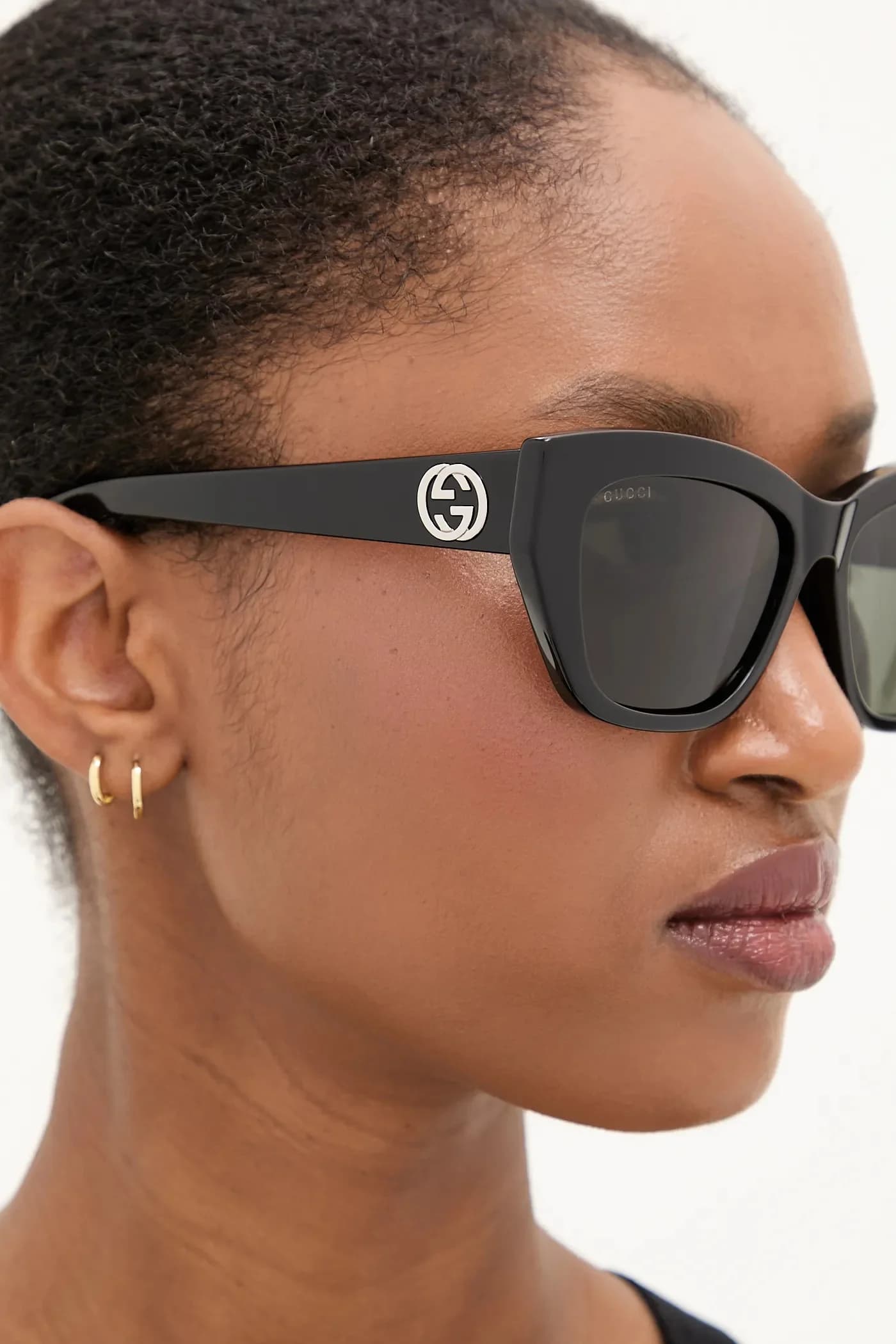 Солнцезащитные очки - фото 6