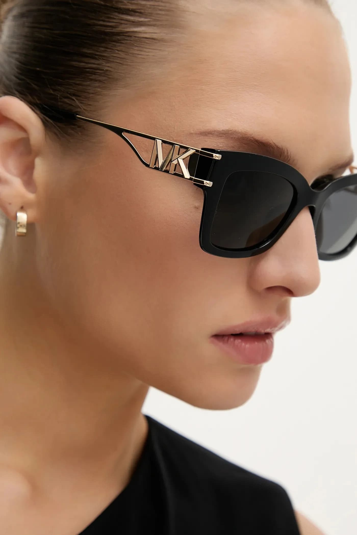 Солнцезащитные очки - фото 7