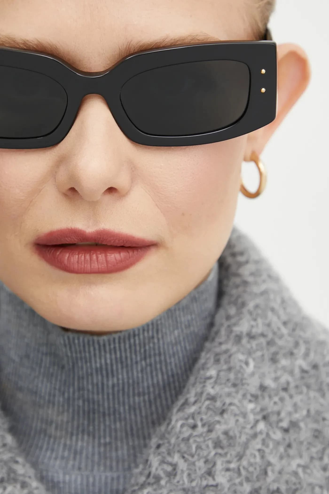 Солнцезащитные очки - фото 8