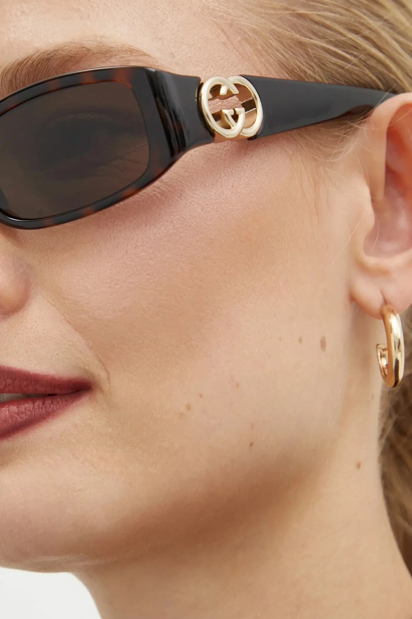 Солнцезащитные очки - фото 7