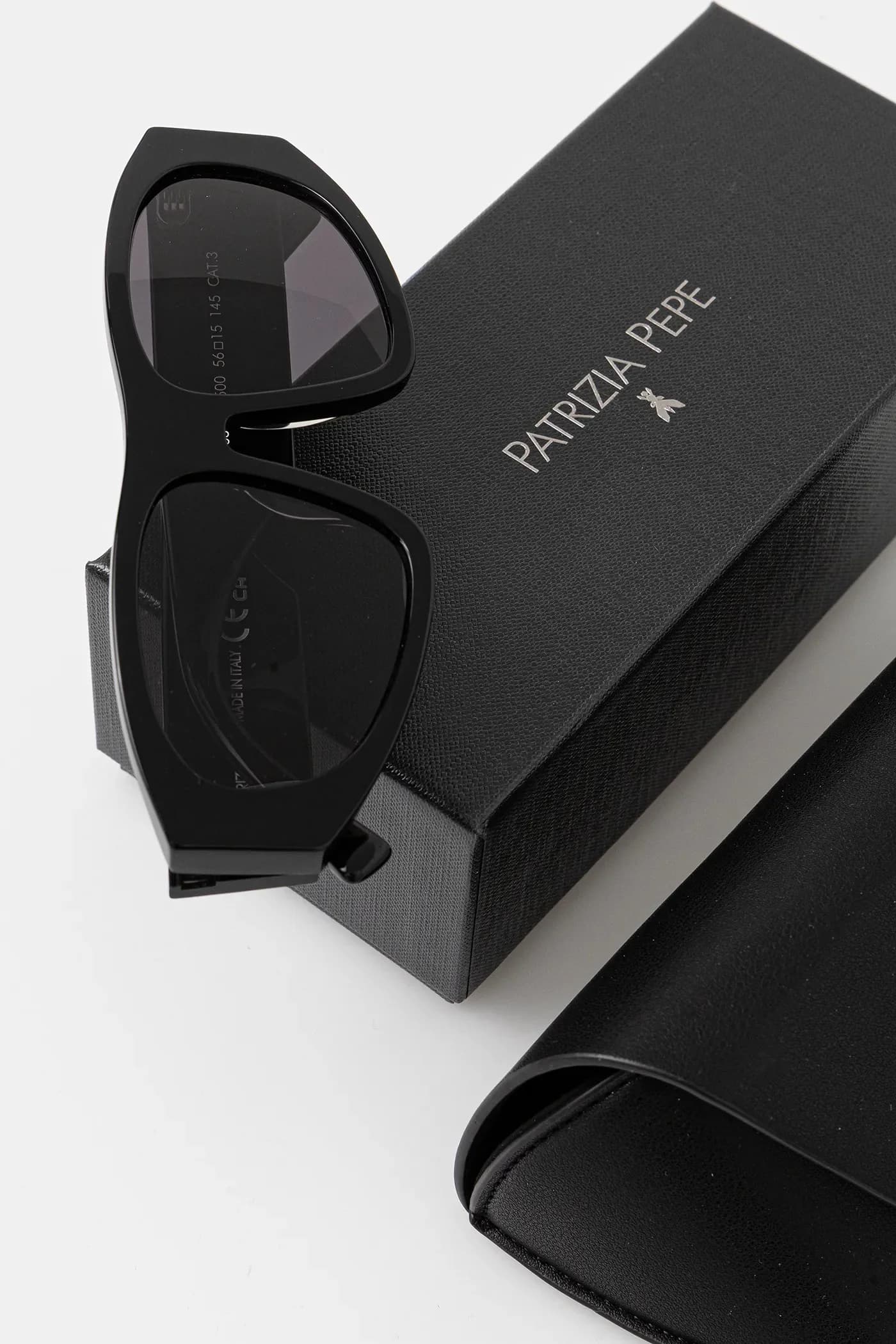 Солнцезащитные очки - фото 3