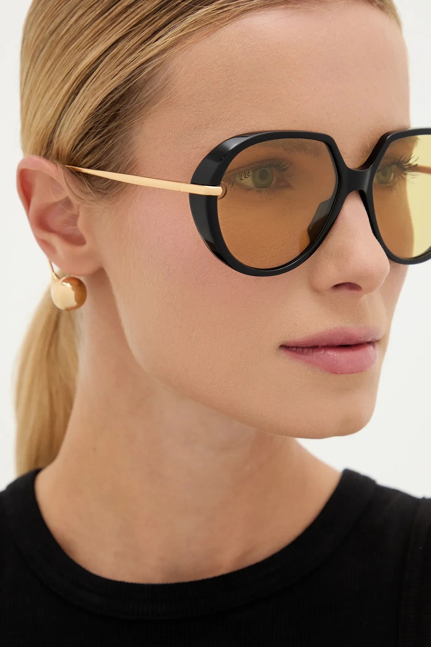 Солнцезащитные очки - фото 10