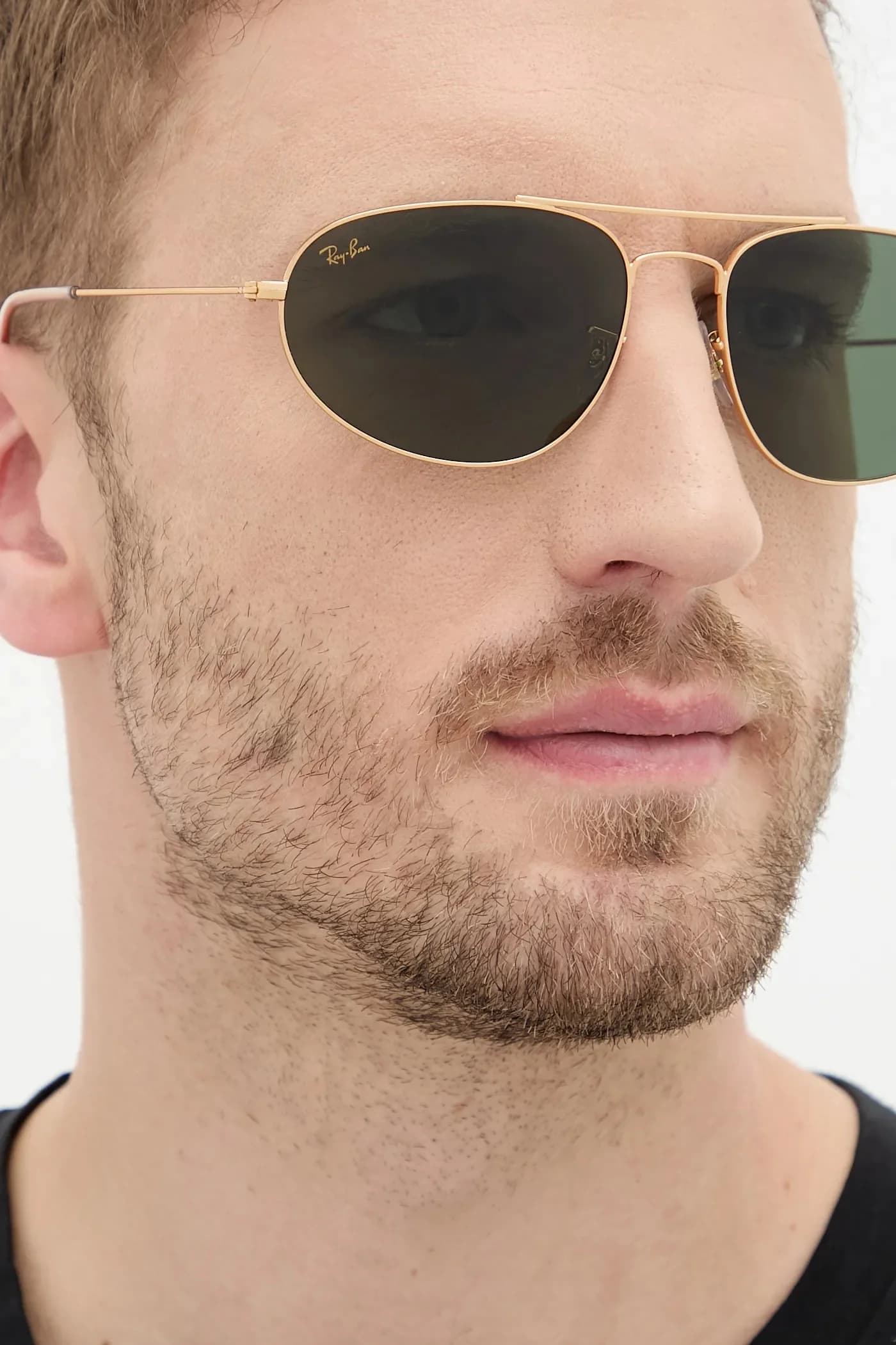 Солнцезащитные очки - фото 9