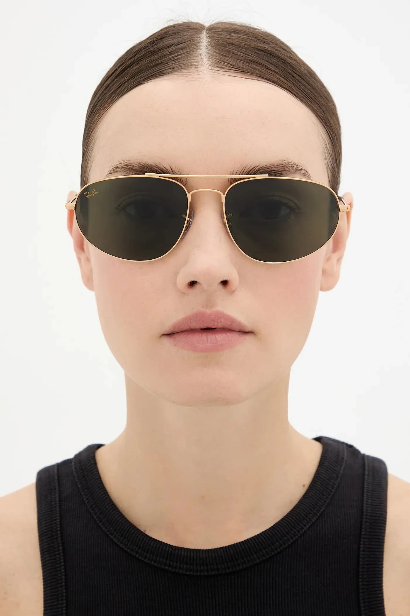 Солнцезащитные очки - фото 10