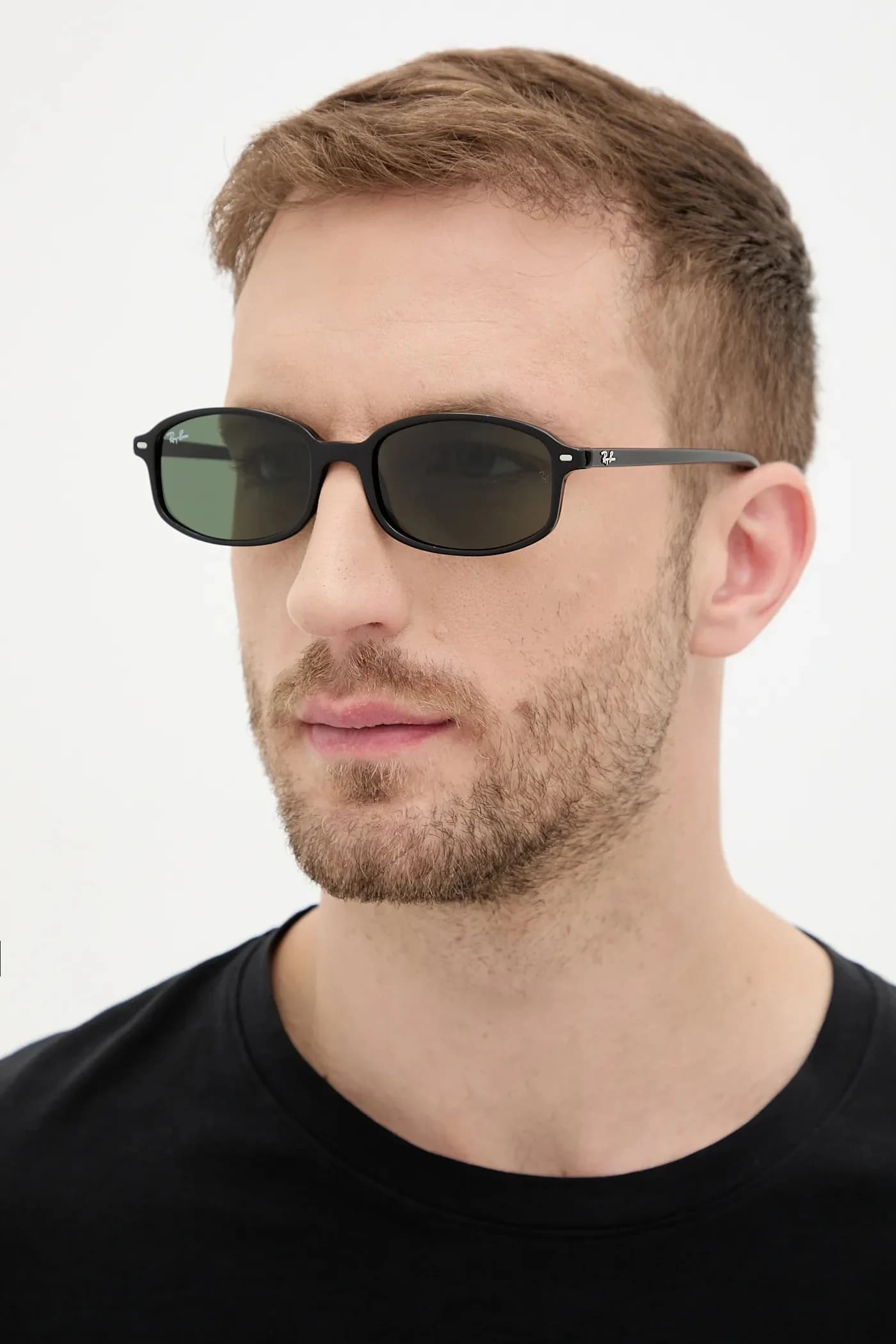 Солнцезащитные очки - фото 2