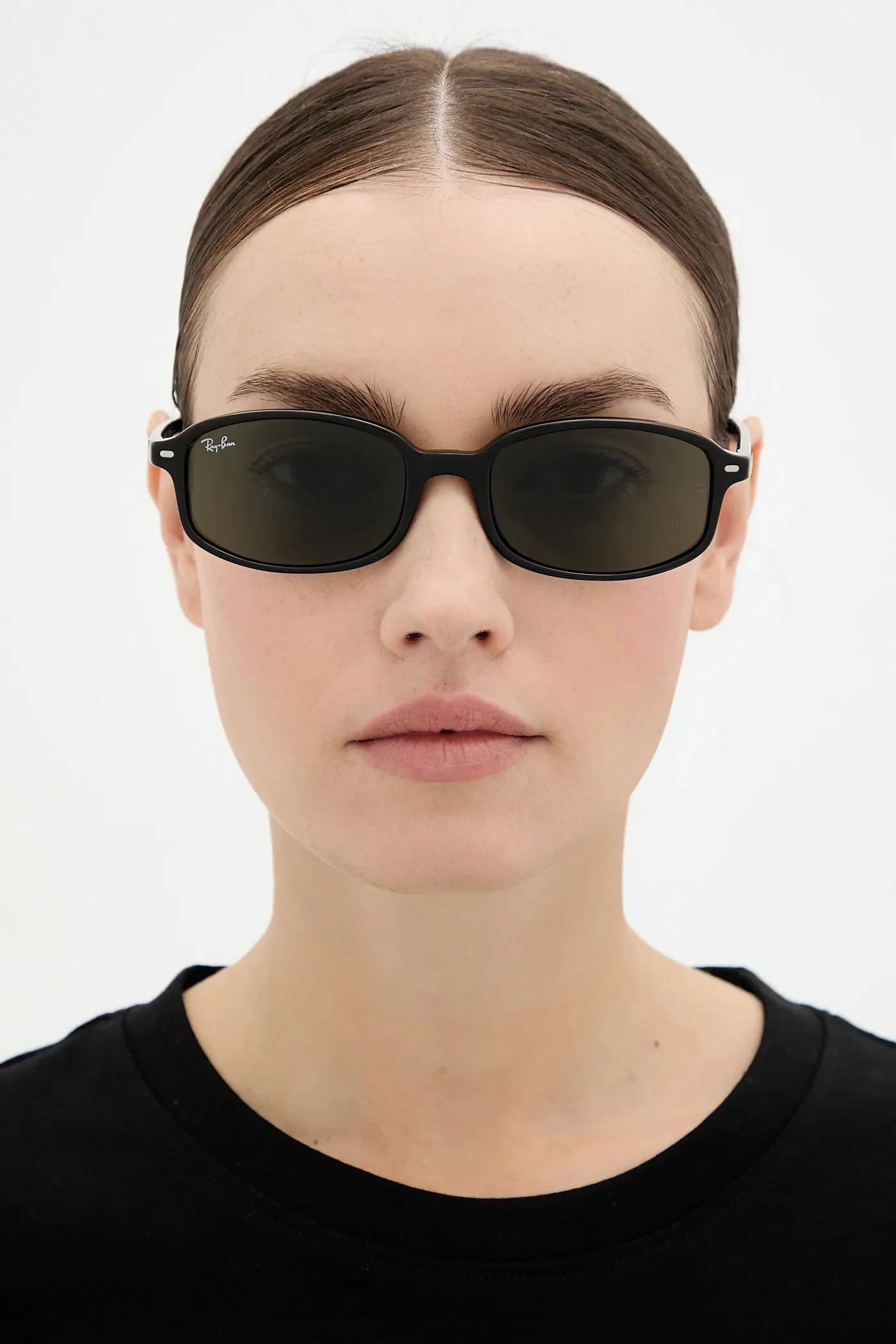 Солнцезащитные очки - фото 10