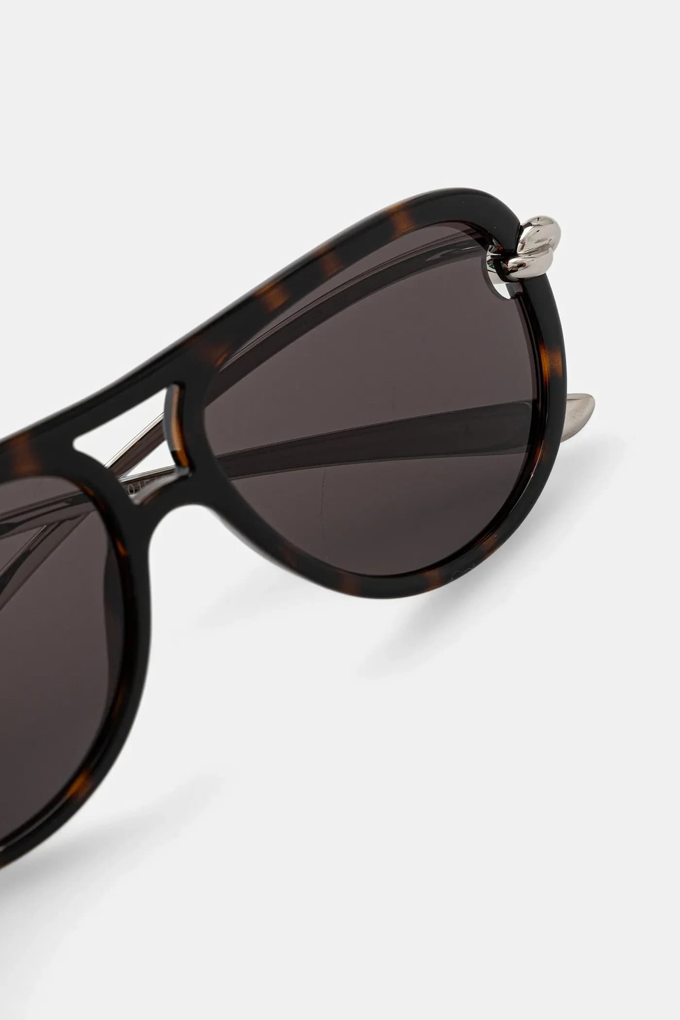 Солнцезащитные очки - фото 4