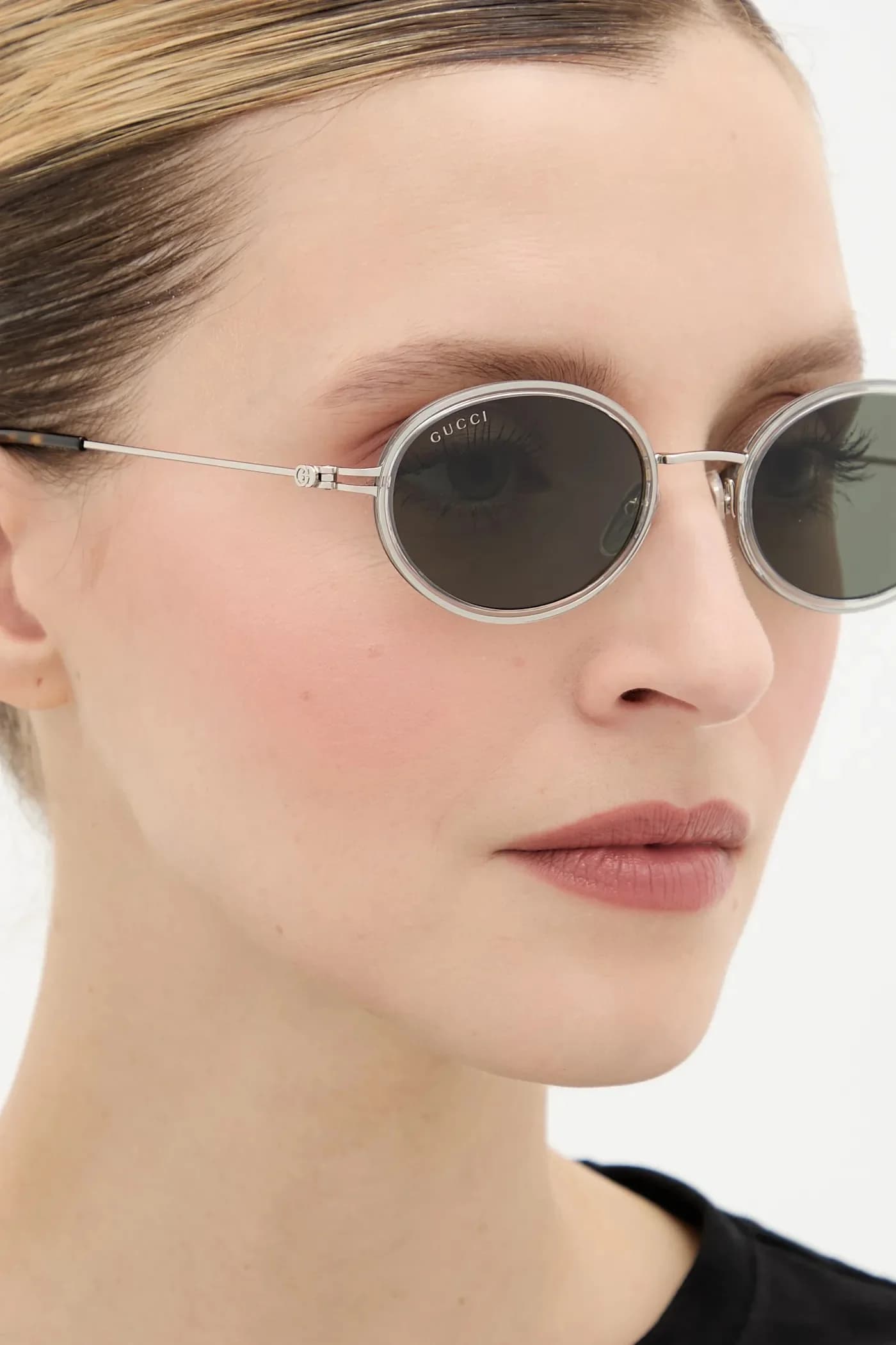 Солнцезащитные очки - фото 6