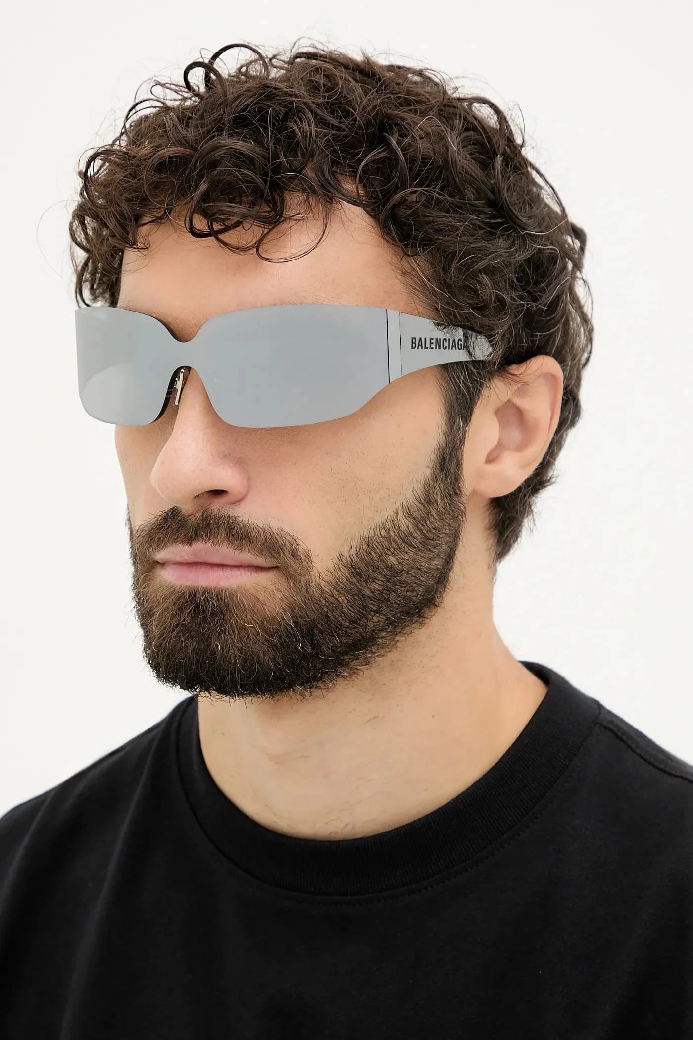 Солнцезащитные очки - фото 2