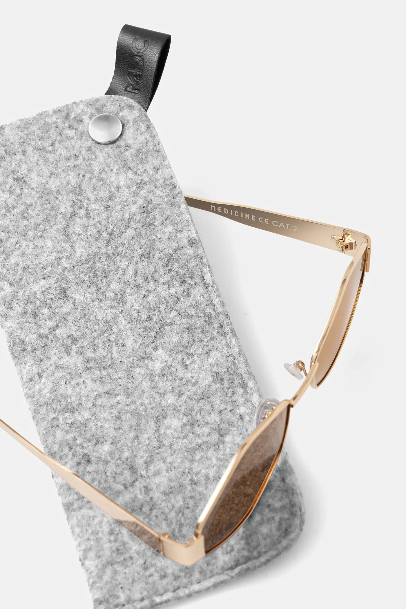 Солнцезащитные очки - фото 4